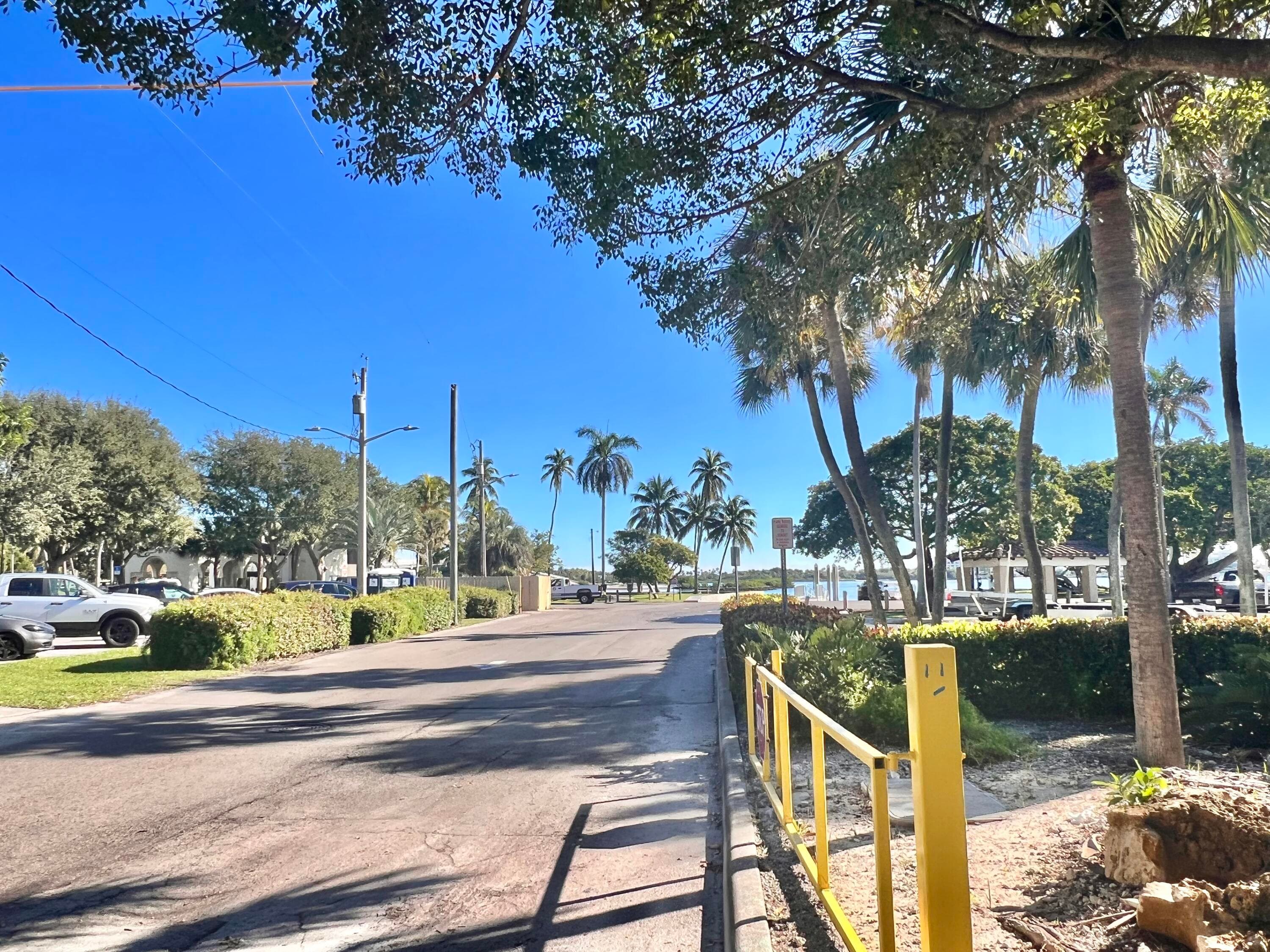 101 S Golfview Road 1, Lake Worth Beach, FL 33460 — photo 26 of 47