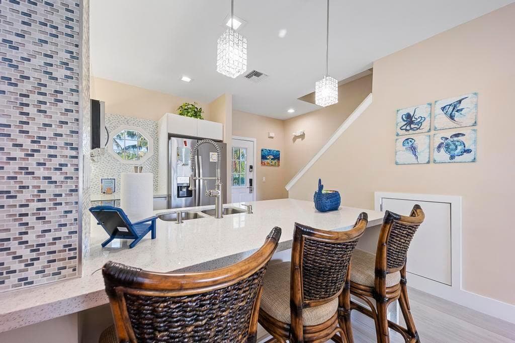 7031 Harbor Village Drive 7031, Duck Key, FL 33050 — photo 27 of 52