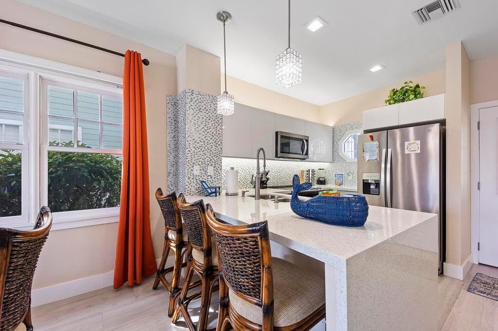 7031 Harbor Village Drive 7031, Duck Key, FL 33050 — photo 28 of 52