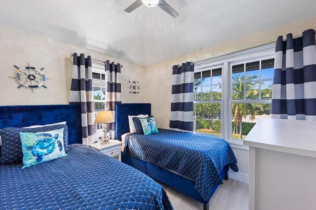 7031 Harbor Village Drive 7031, Duck Key, FL 33050 — photo 45 of 52