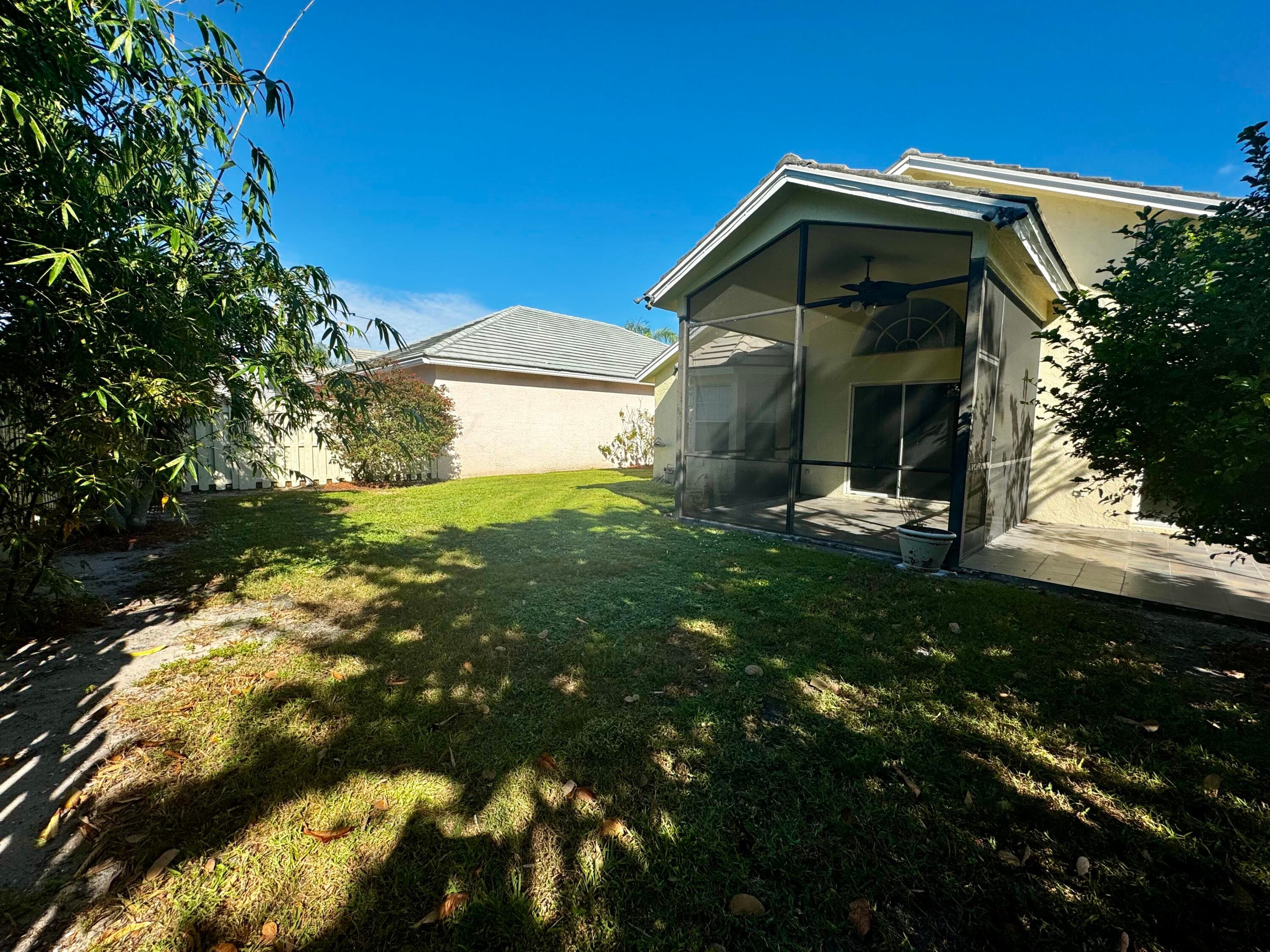 2014 Normandy Circle, West Palm Beach, FL 33409 — photo 2 of 21