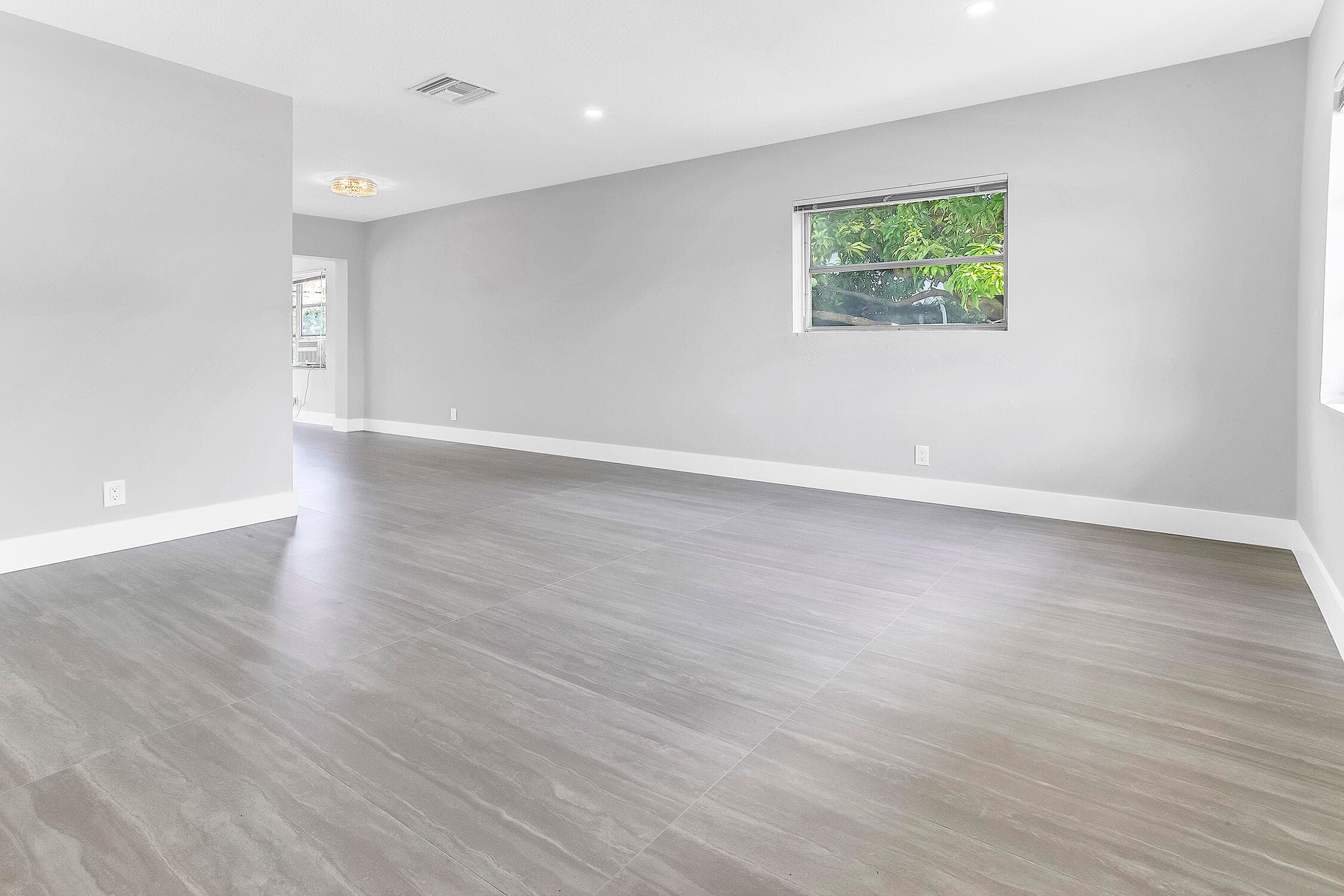 7609 NW 70 Avenue, Tamarac, FL 33321 — photo 2 of 28