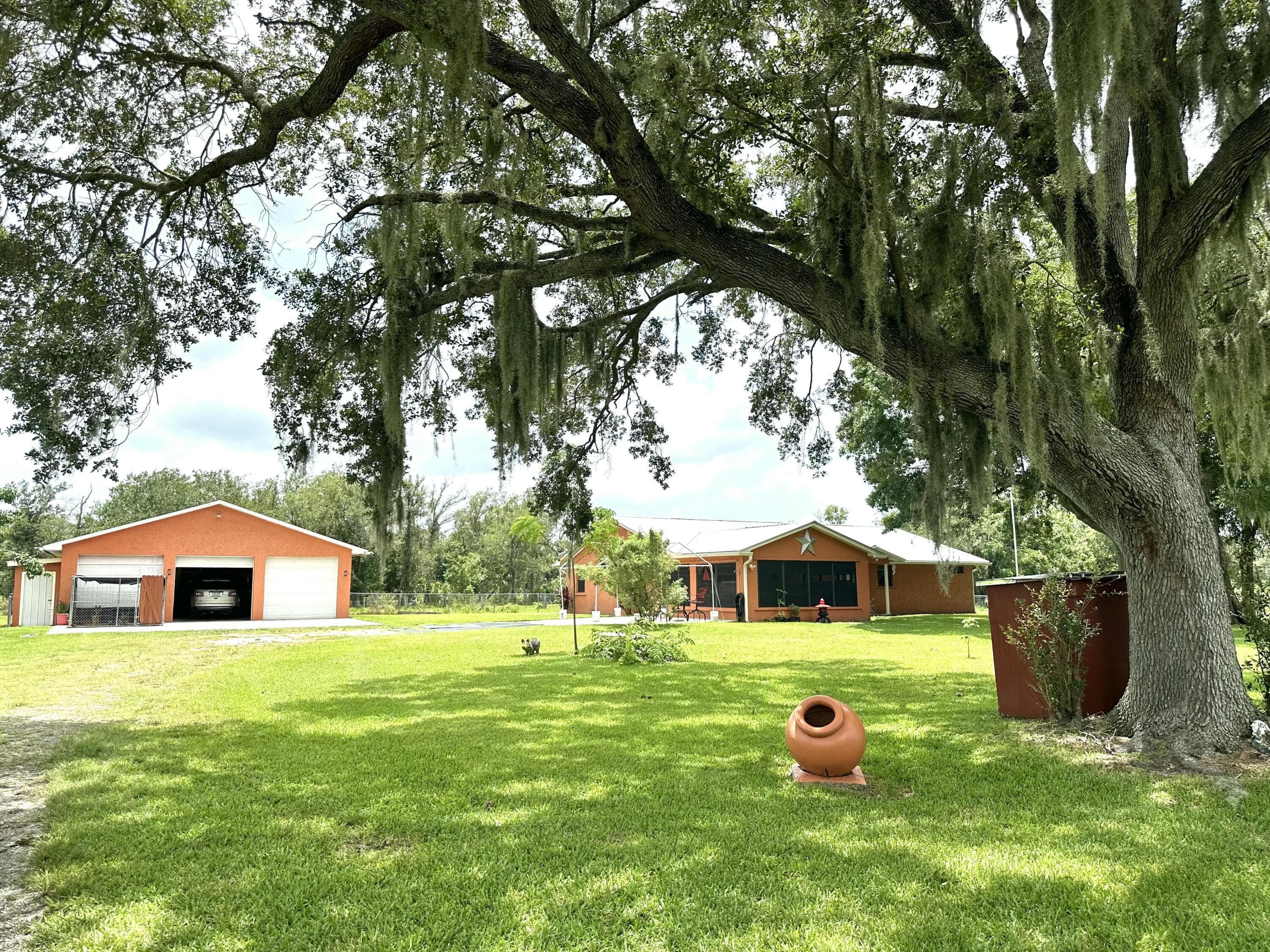 840 NW 141st Street, Okeechobee, FL 34972 — photo 4 of 40