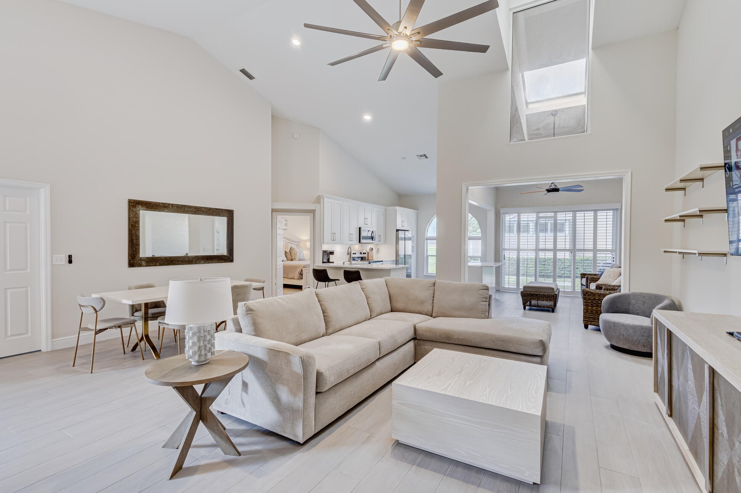 802 Sabal Palm Lane, Palm Beach Gardens, FL 33418 — photo 5 of 32