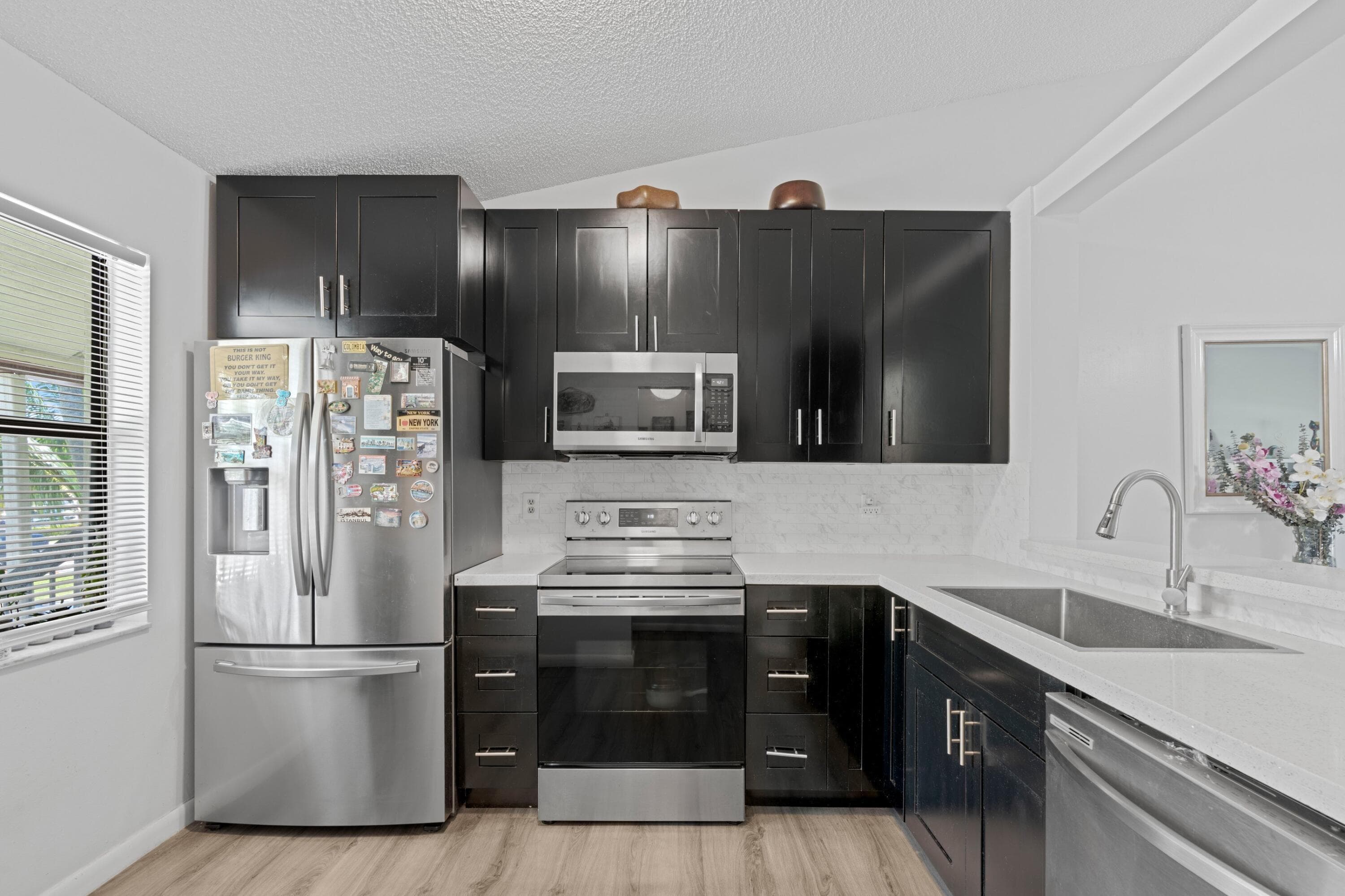22100 Palms Way 204, Boca Raton, FL 33433 — photo 8 of 32