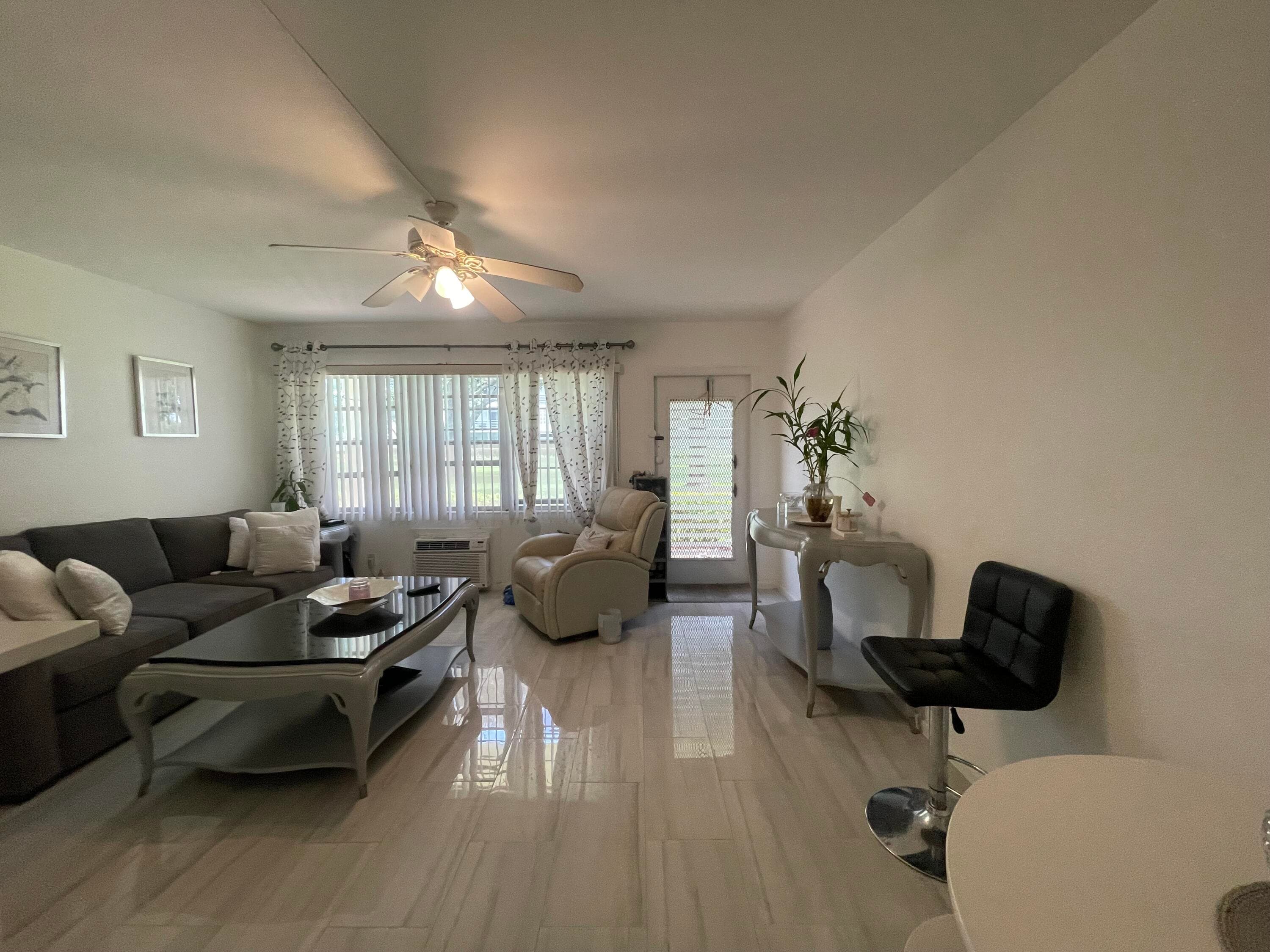 49 Mansfield B, Boca Raton, FL 33434 — photo 19 of 39