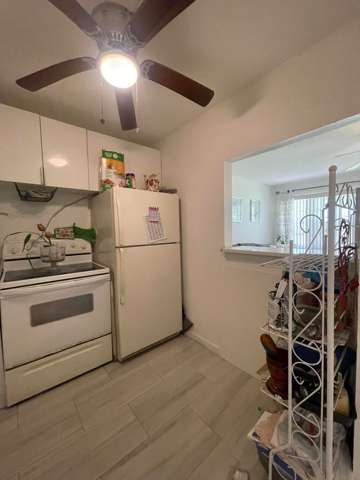 49 Mansfield B, Boca Raton, FL 33434 — photo 6 of 39