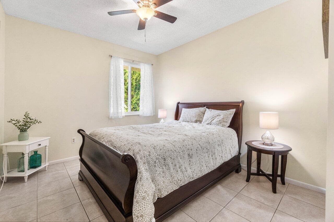 103 Half Moon Circle E2, Hypoluxo, FL 33462 — photo 18 of 43
