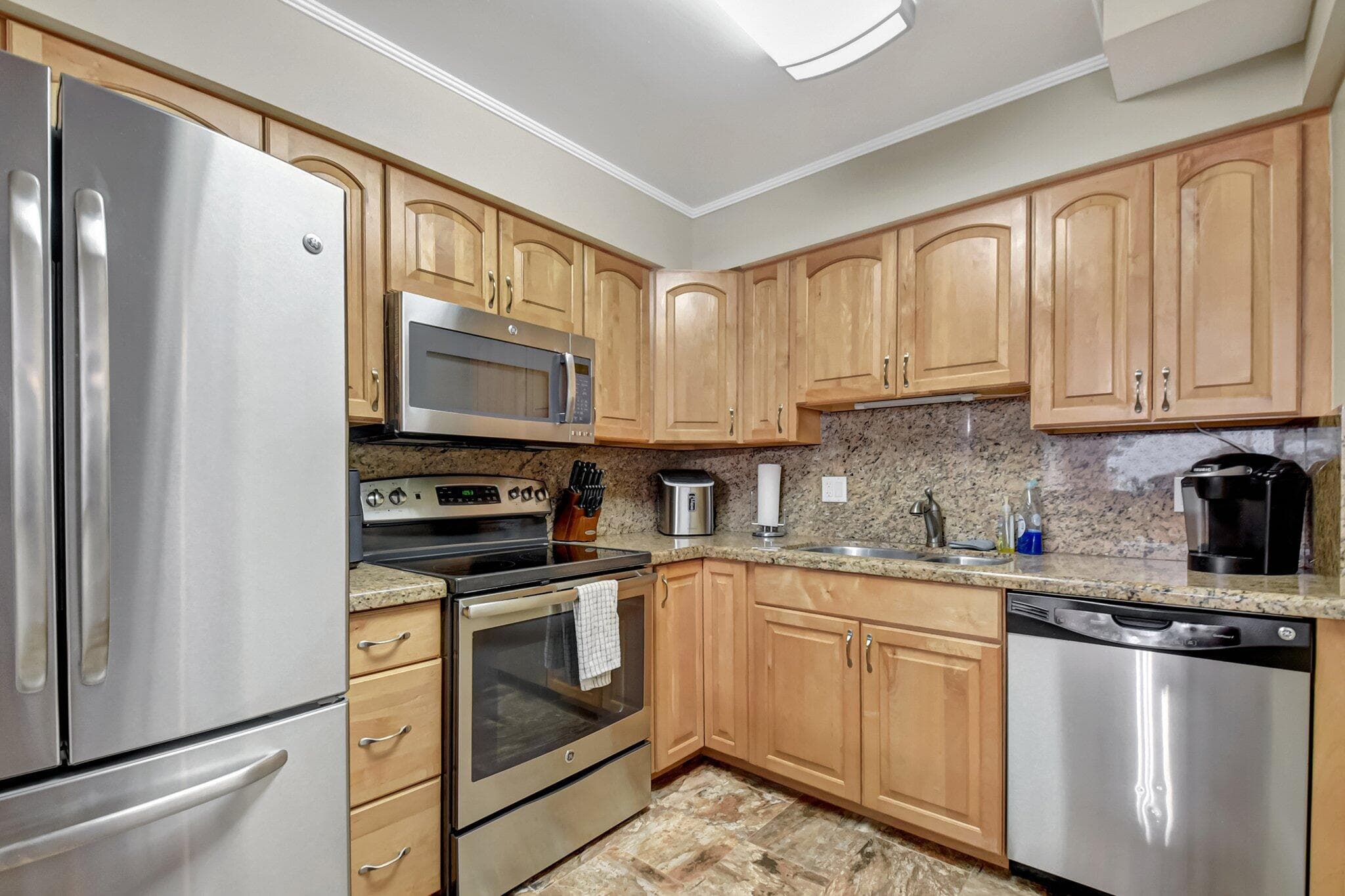 1206 S Lake Drive 504, Lantana, FL 33462 — photo 11 of 40