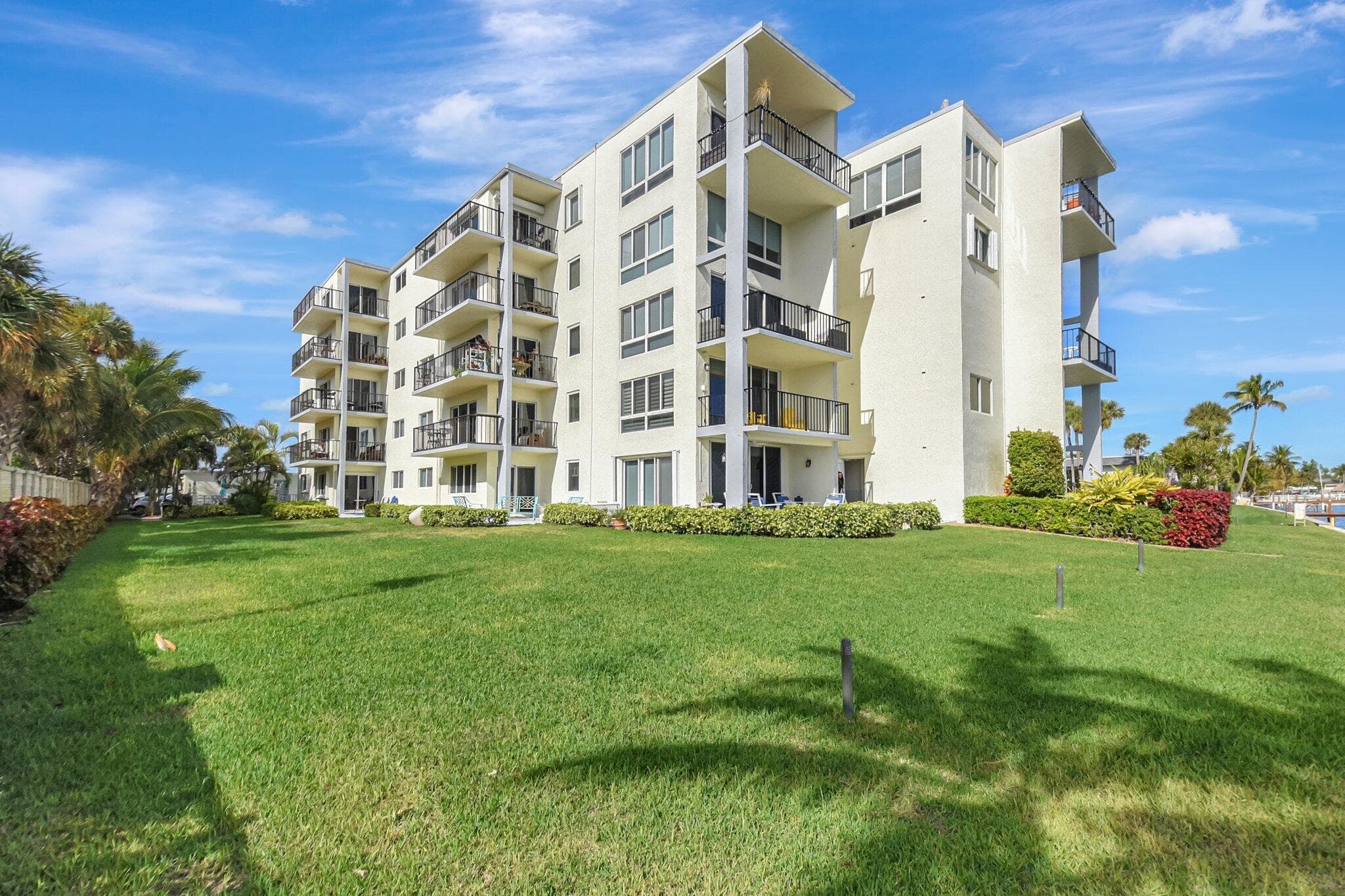 1206 S Lake Drive 504, Lantana, FL 33462 — photo 31 of 40