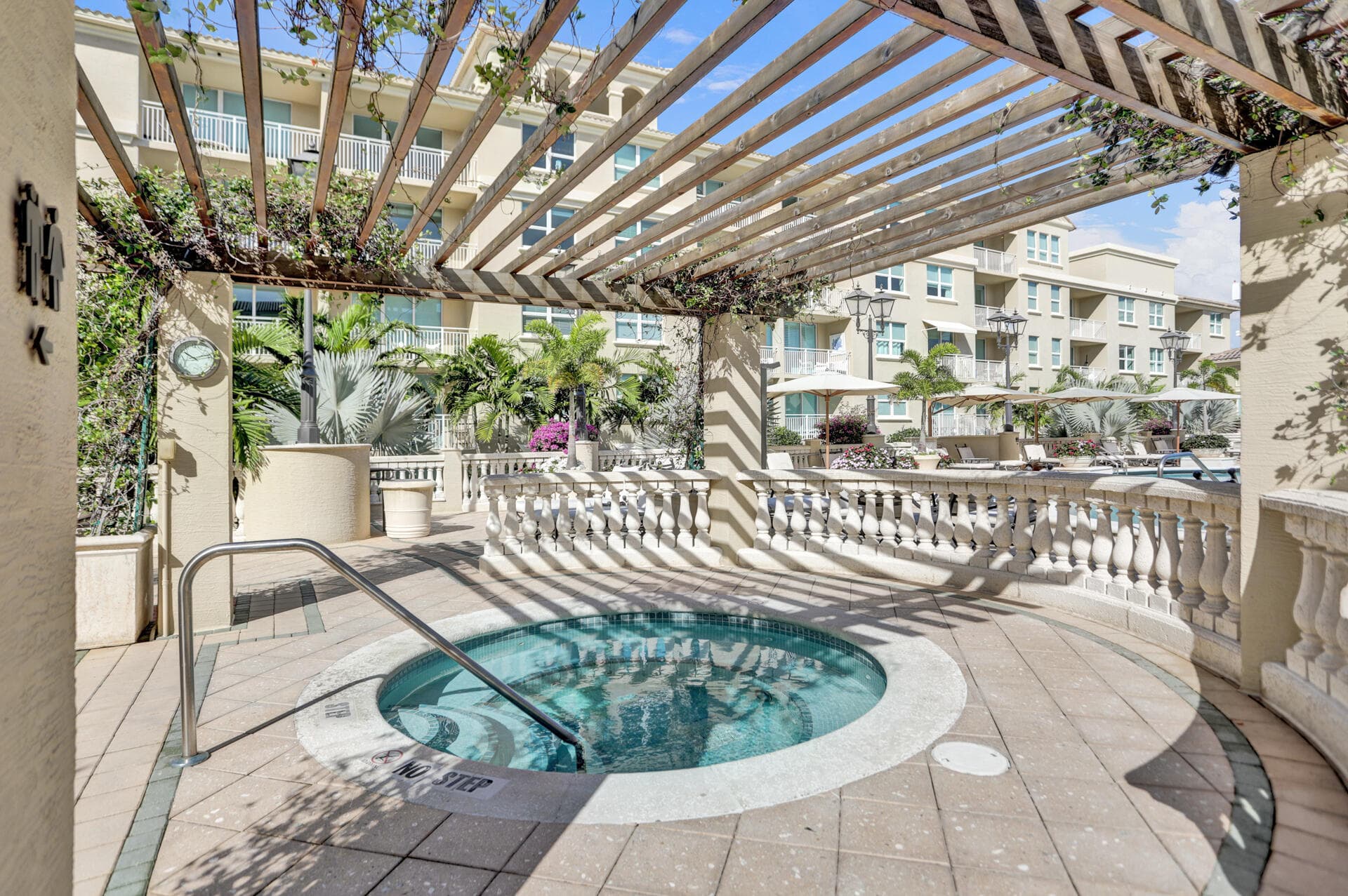 99 SE Mizner Boulevard 802, Boca Raton, FL 33432 — photo 7 of 55