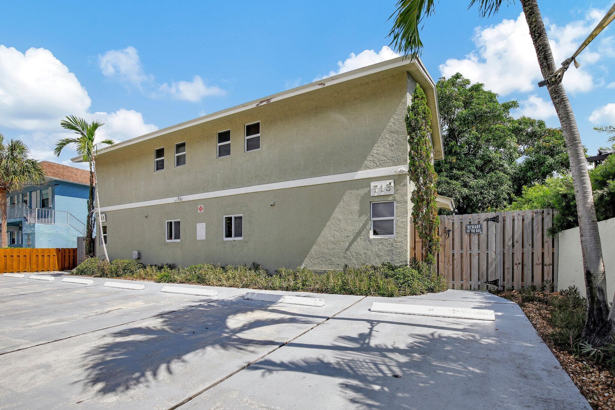 711 NE 14 Street Studio, Fort Lauderdale, FL 33304 — photo 2 of 21