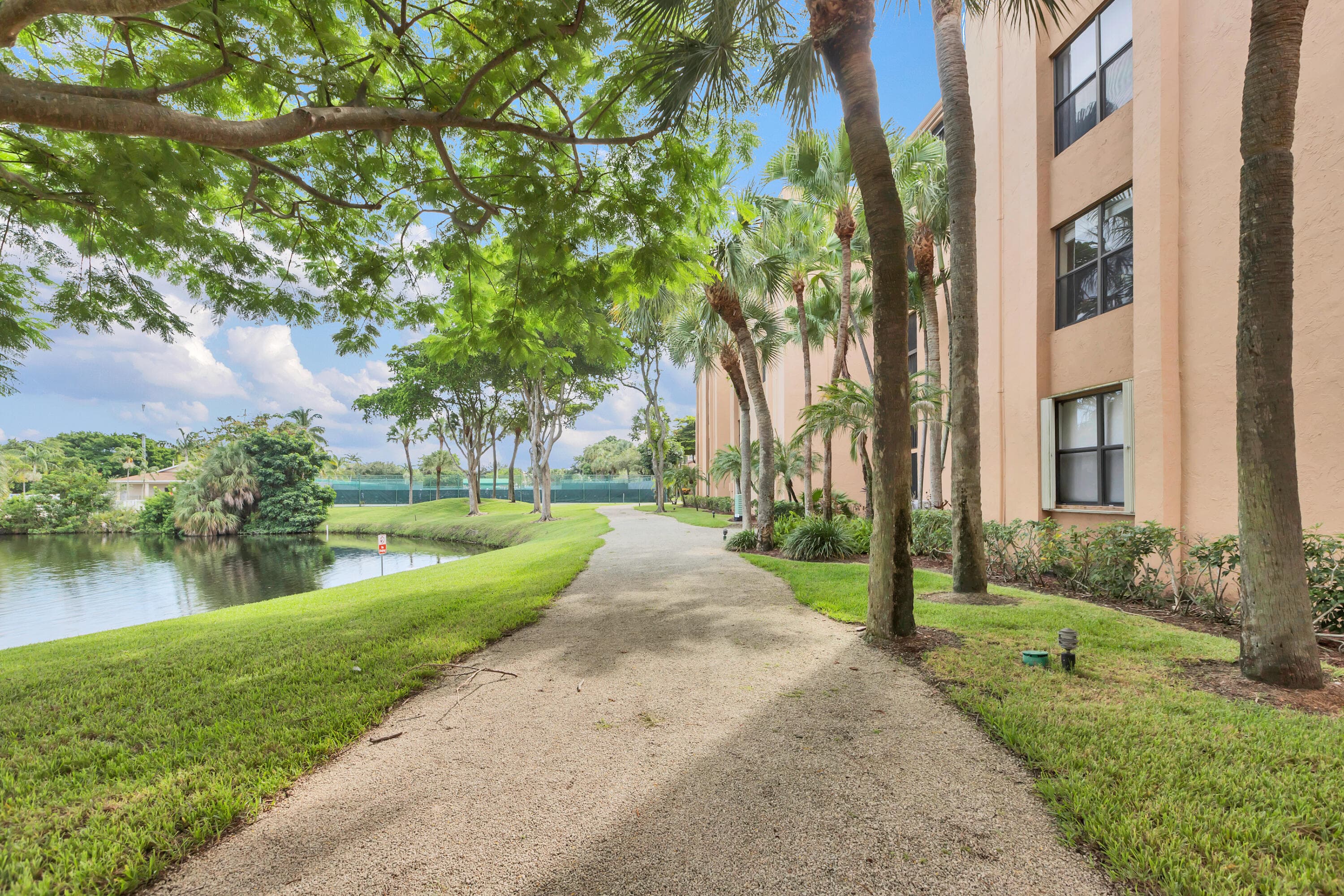 955 Dotterel 2104 Road 2104, Delray Beach, FL 33444 — photo 38 of 48