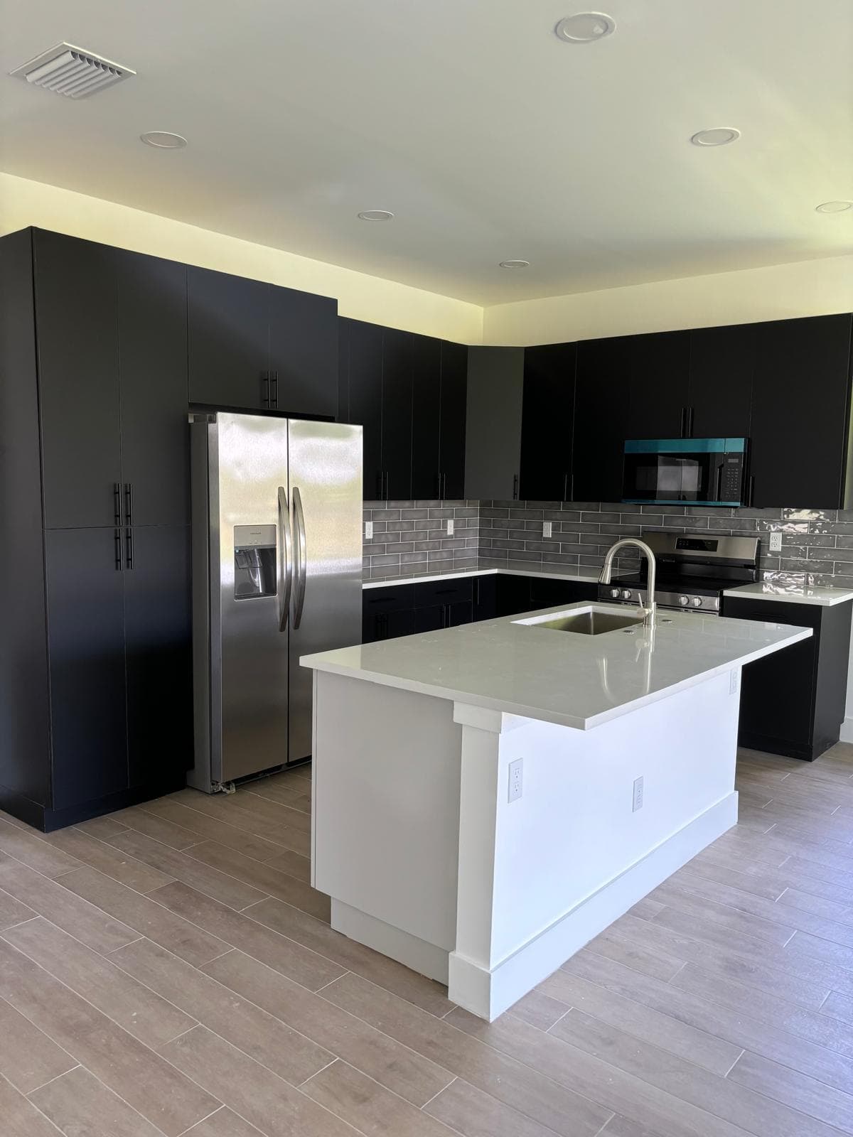 500 Sunset Road N, Rotonda West, FL 33947 — photo 3 of 15