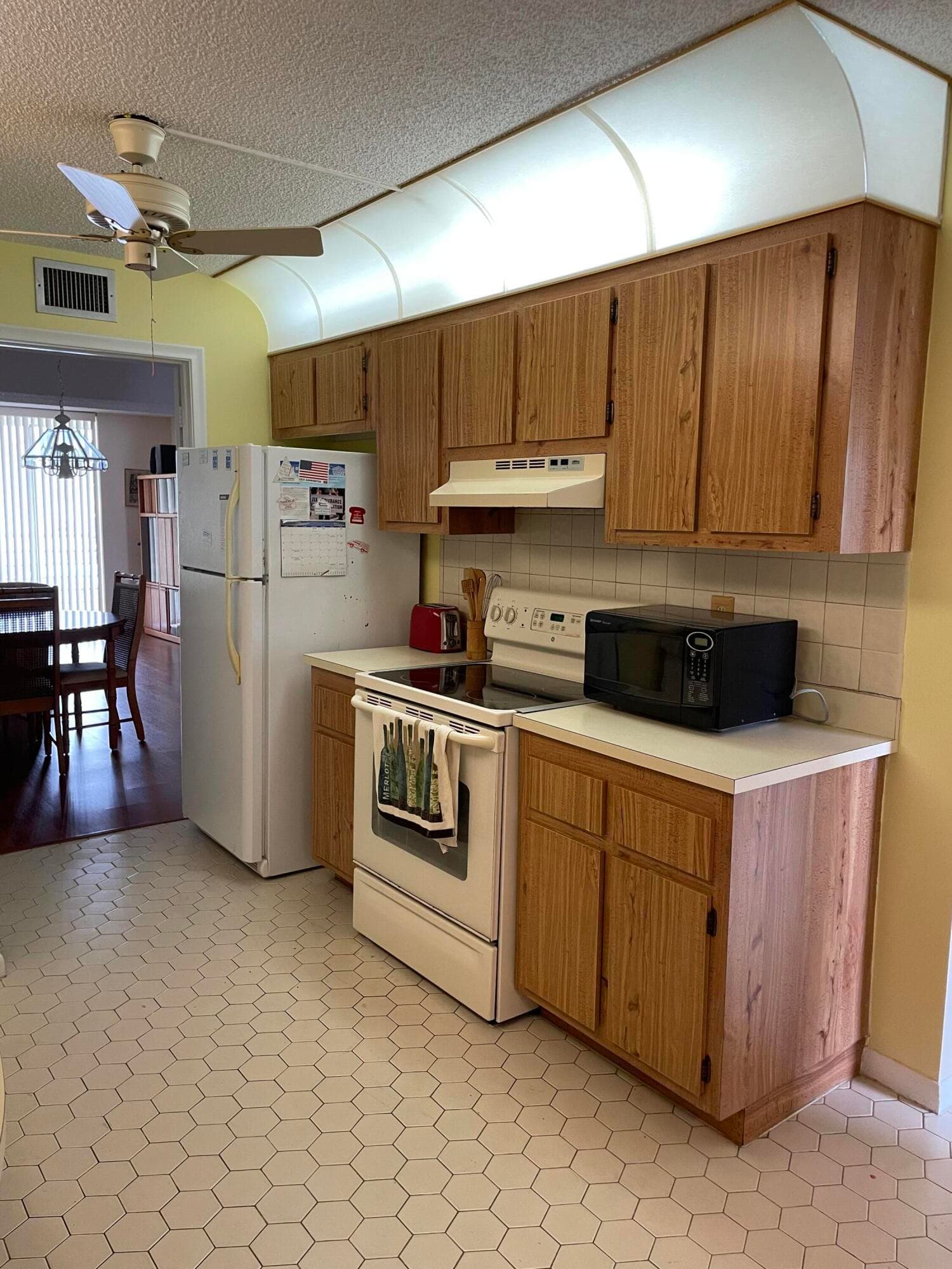 3286 Arcara Way 313, Lake Worth, FL 33467 — photo 5 of 10