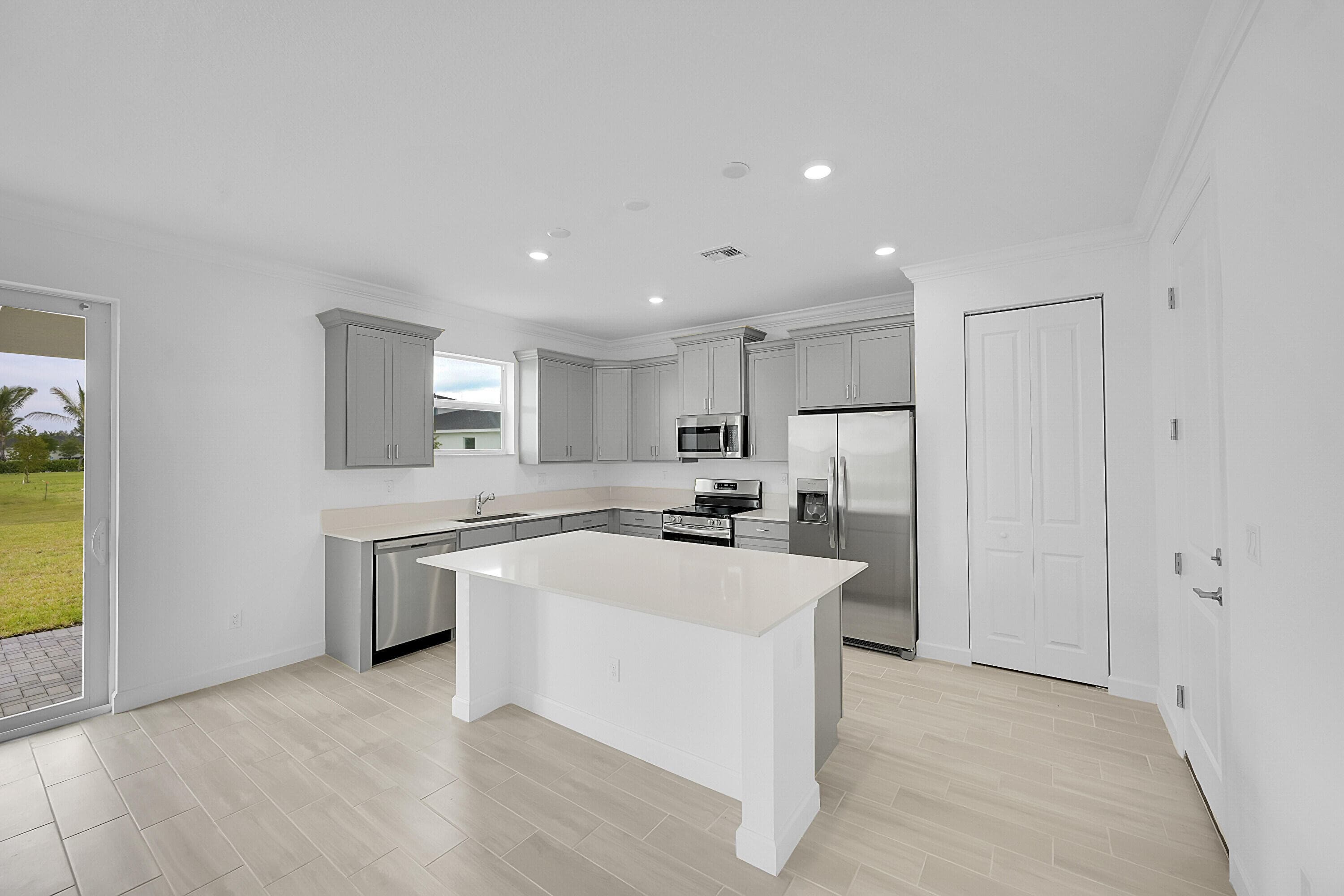 3028 Spanish Cedar Place, Fort Pierce, FL 34946 — photo 10 of 32