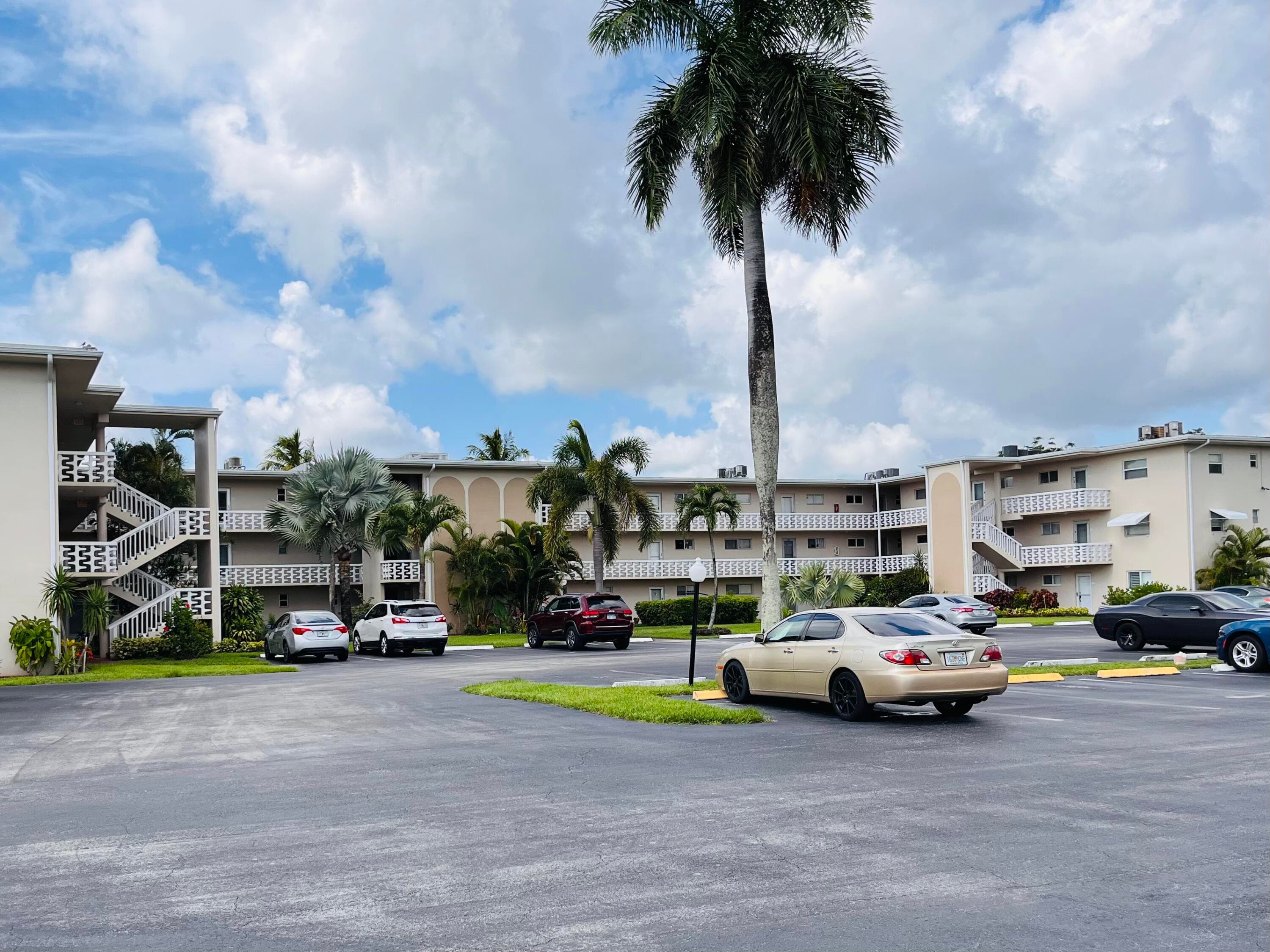 2812 S Garden Drive 206, Lake Worth, FL 33461 — photo 1 of 12