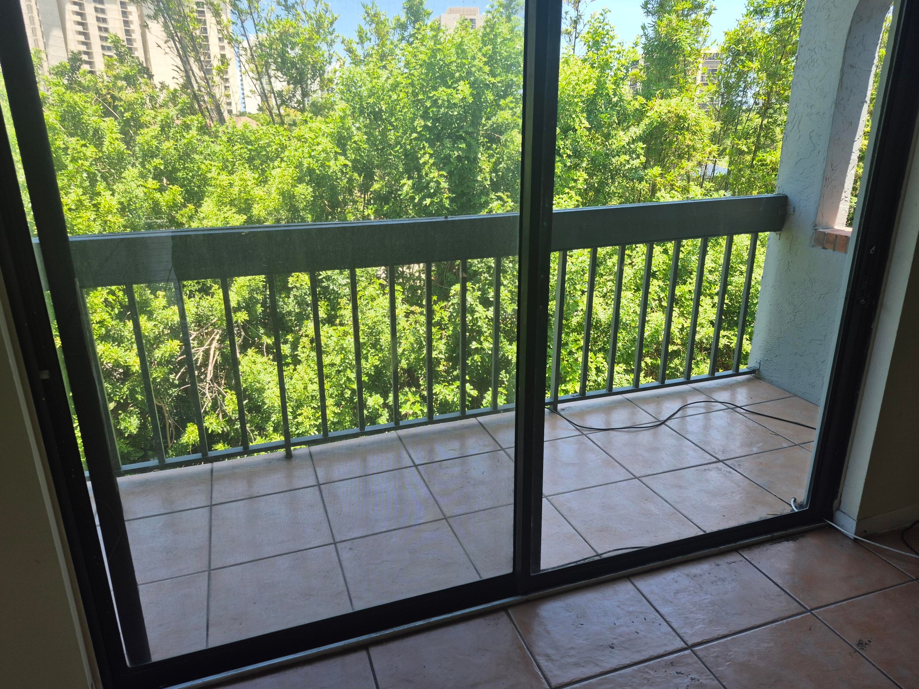 2050 N Congress Avenue 407, West Palm Beach, FL 33401 — photo 10 of 16