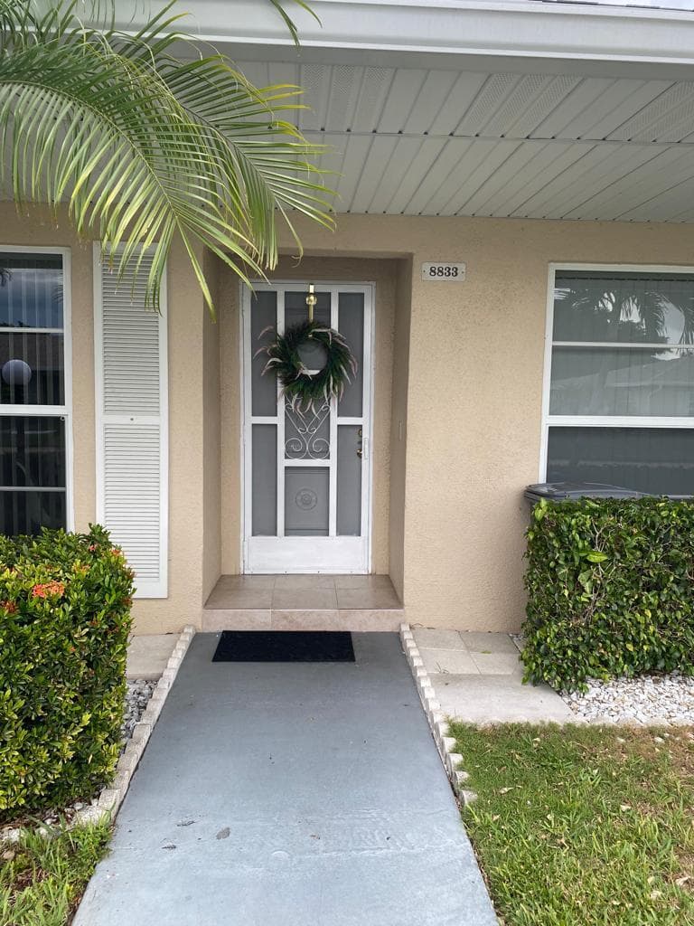8833 Bella Vista Drive 8833, Boca Raton, FL 33433 — photo 1 of 47