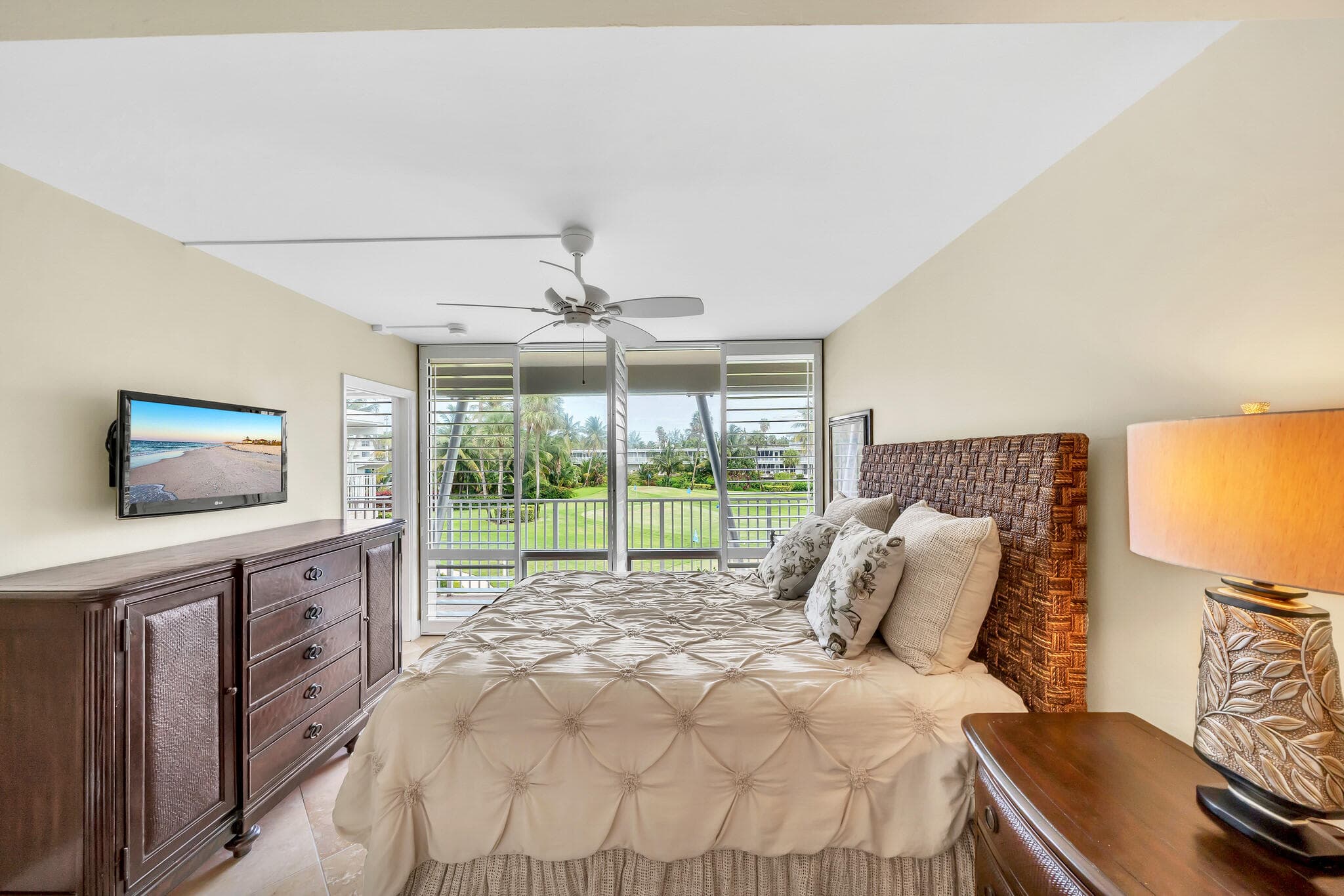 1221 Hillsboro Mile 42b, Hillsboro Beach, FL 33062 — photo 15 of 45