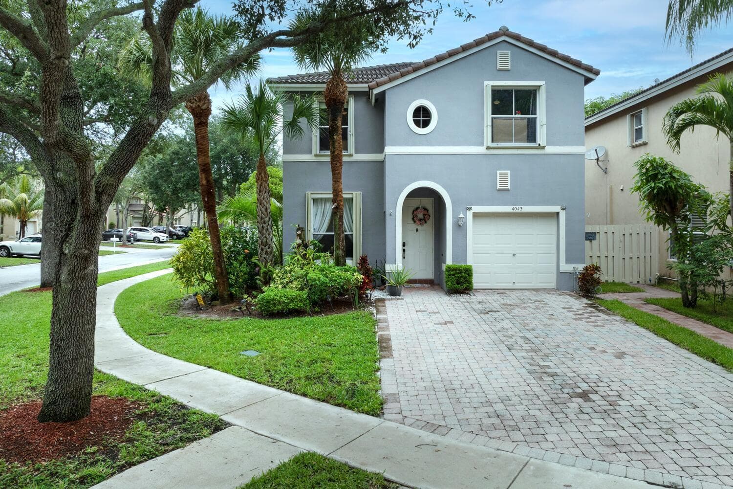 4043 Lake Tahoe Circle, West Palm Beach, FL 33409 — photo 2 of 30