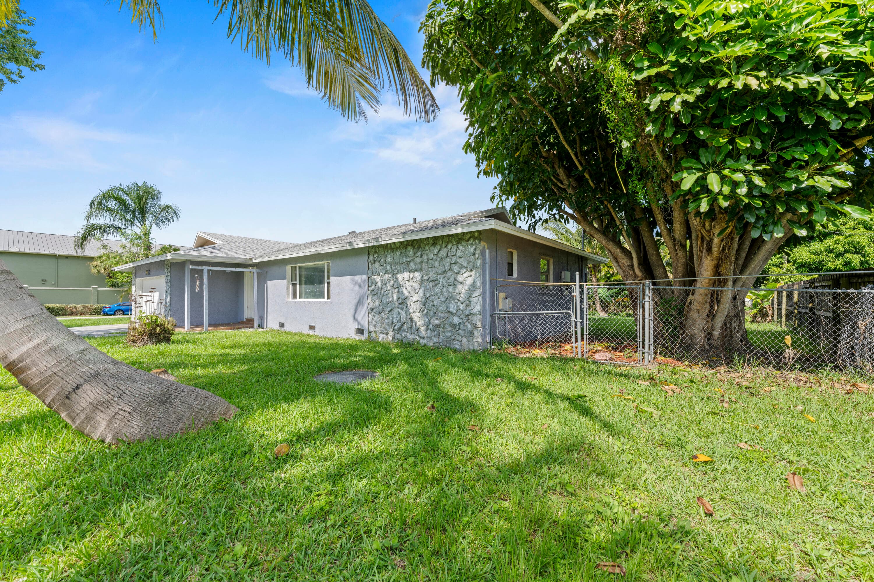106 NW Broadview Street, Port St. Lucie, FL 34983 — photo 5 of 47