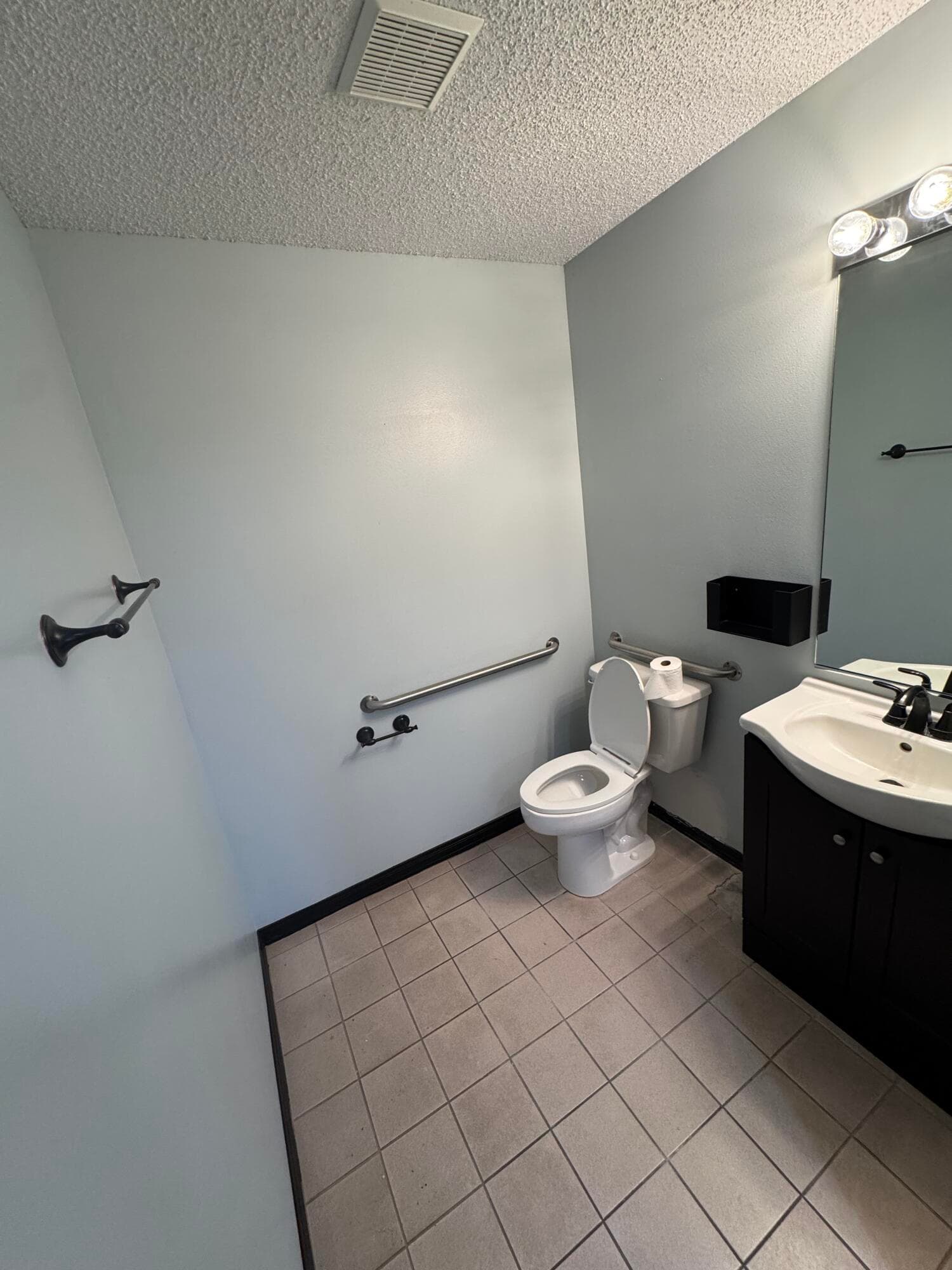 1399 SE Port Saint Lucie Boulevard, Port St. Lucie, FL 34952 — photo 14 of 20