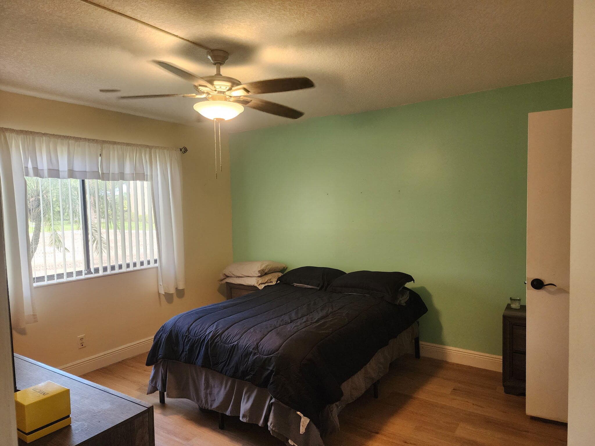 4820 Lucerne Lakes Boulevard 106, Lake Worth, FL 33467 — photo 4 of 12