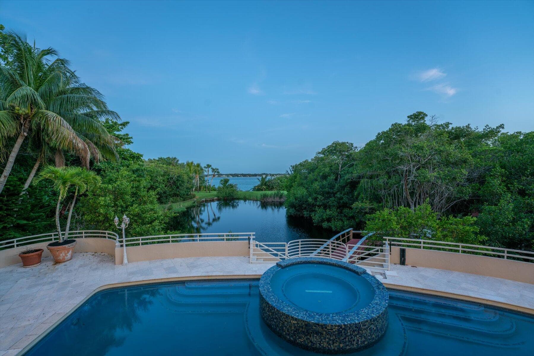 49 W High Point Road, Sewalls Point, FL 34996 — photo 2 of 99