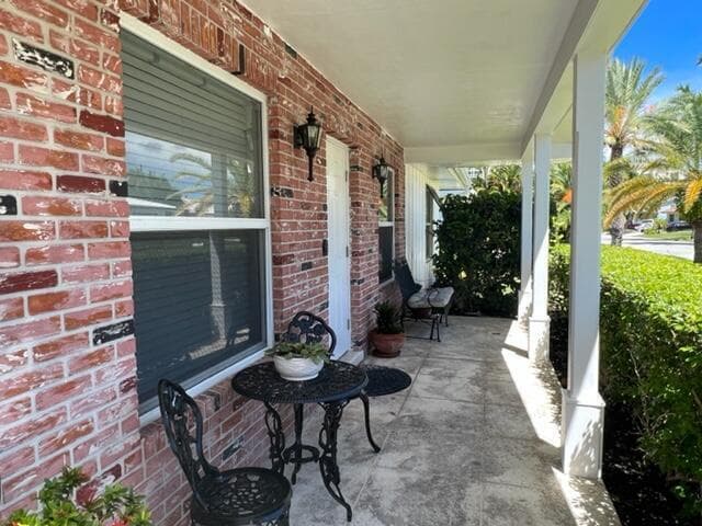 1260 Manor Drive, Riviera Beach, FL 33404 — photo 8 of 59