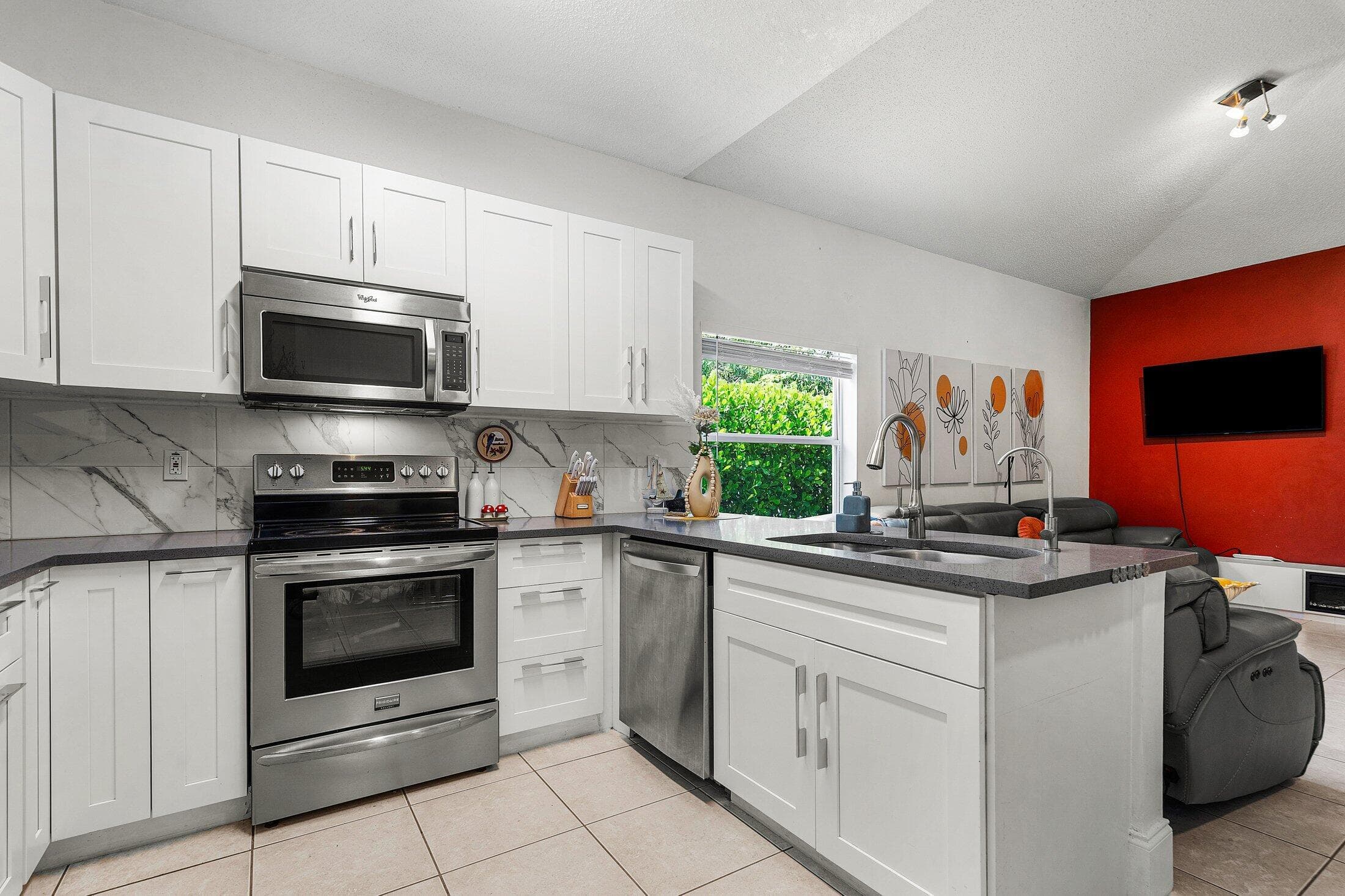4074 NW 62nd Drive, Coconut Creek, FL 33073 — photo 13 of 45