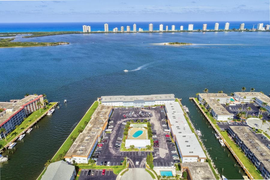 100 Shore Court 307, North Palm Beach, FL 33408 — photo 2 of 71