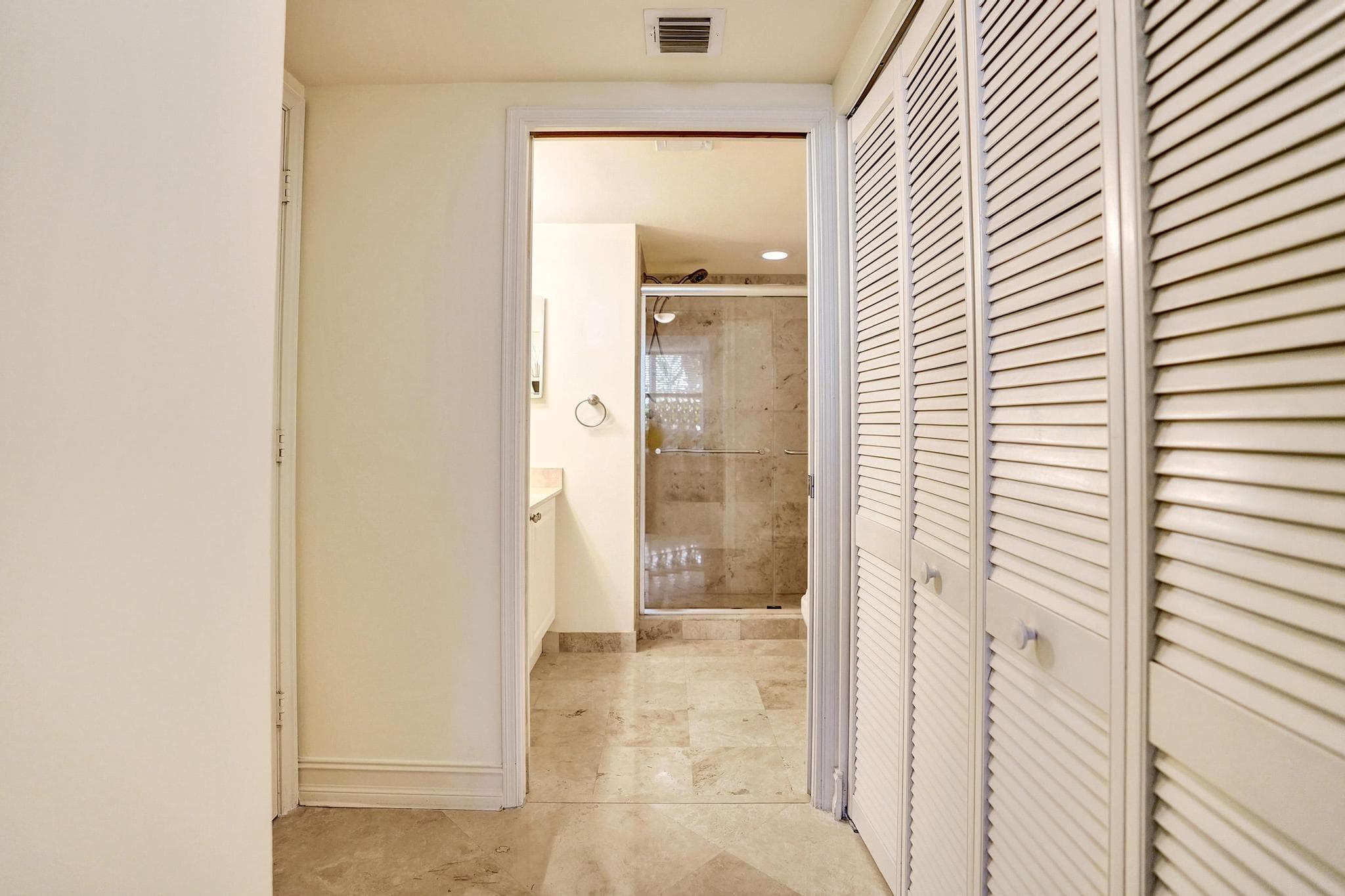99 SE Mizner Boulevard 802, Boca Raton, FL 33432 — photo 32 of 55