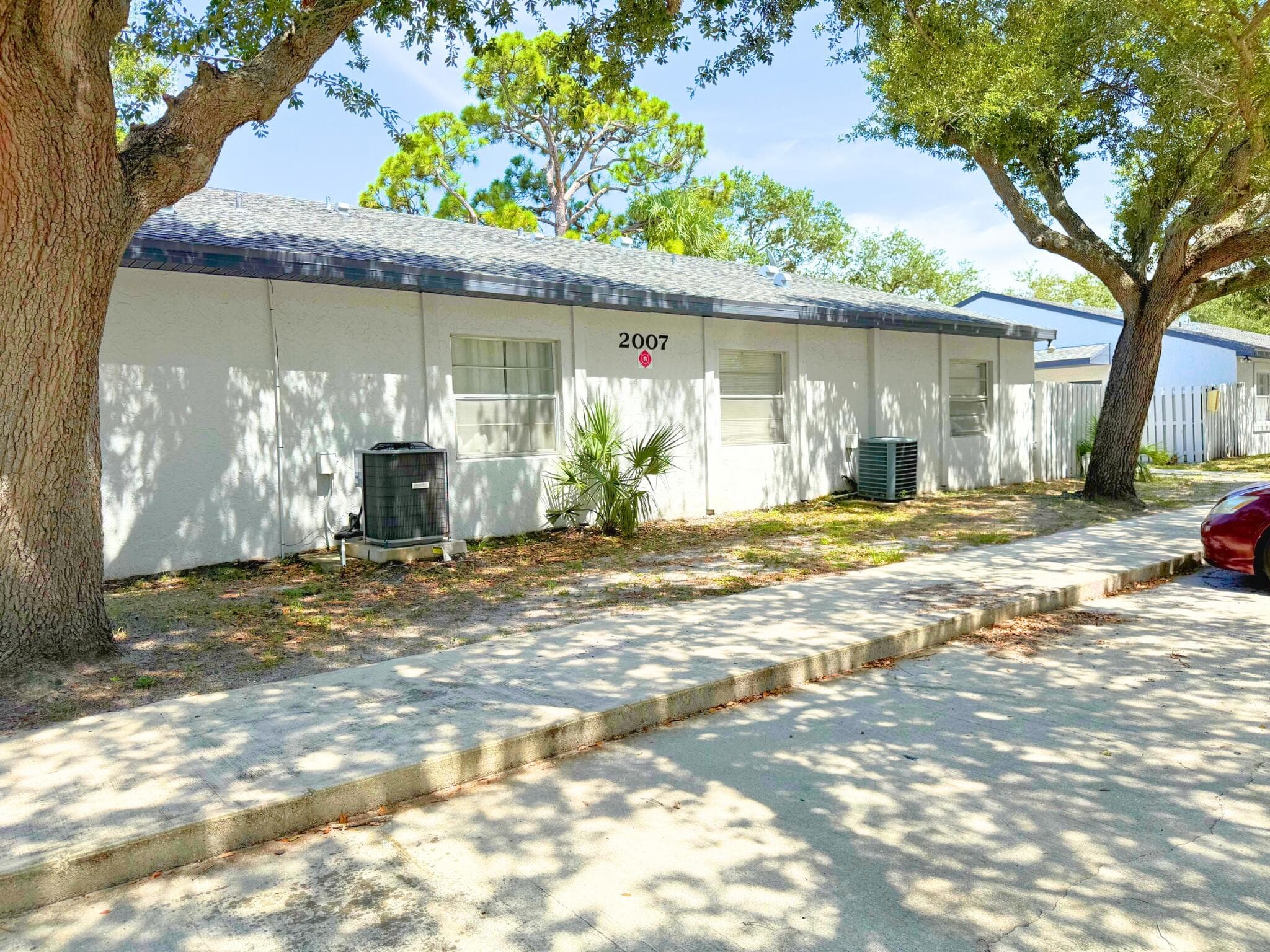 2007 Oleander Boulevard C, Fort Pierce, FL 34950 — photo 3 of 10