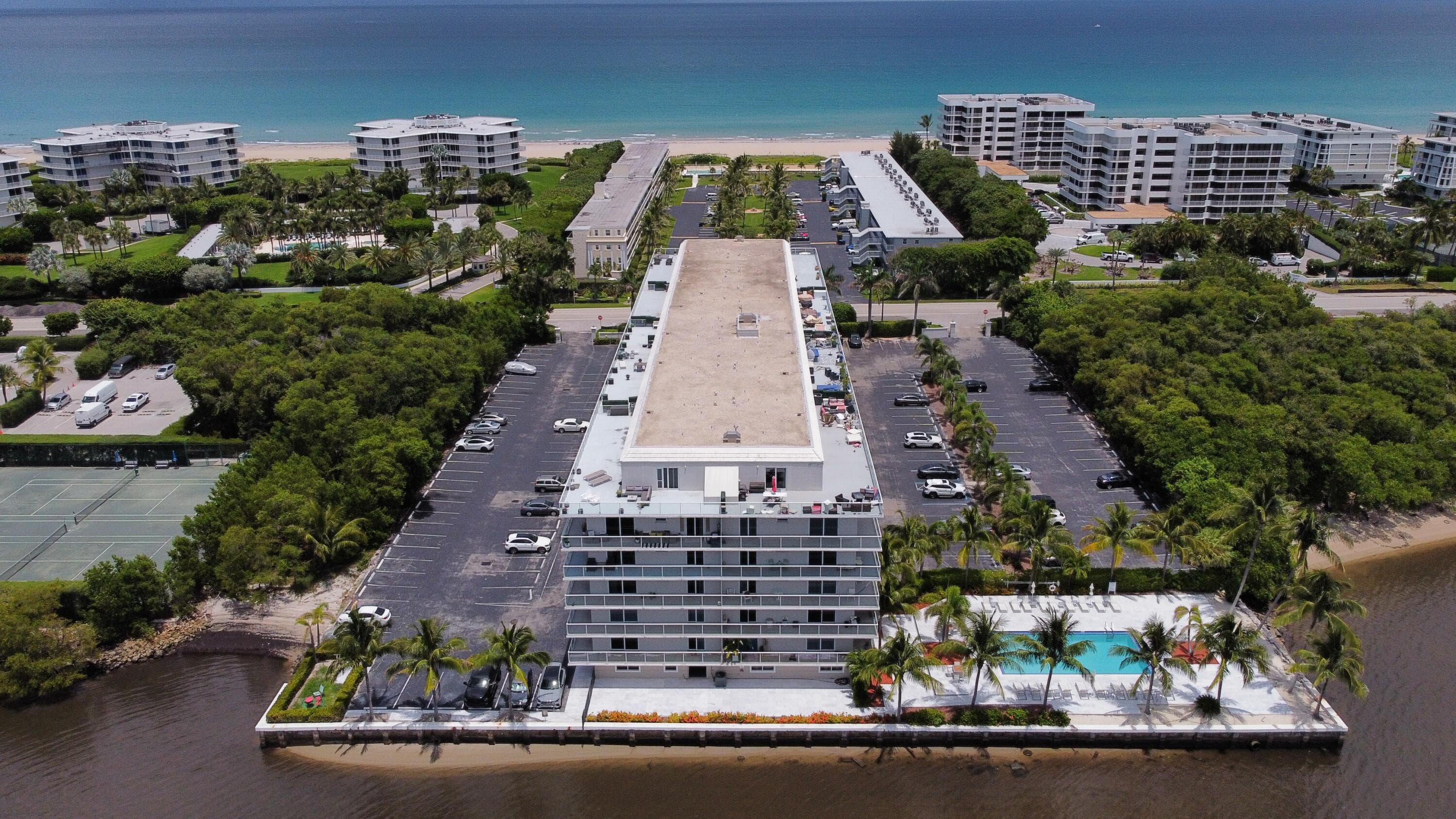 2560 S Ocean Boulevard 416, Palm Beach, FL 33480 — photo 6 of 37