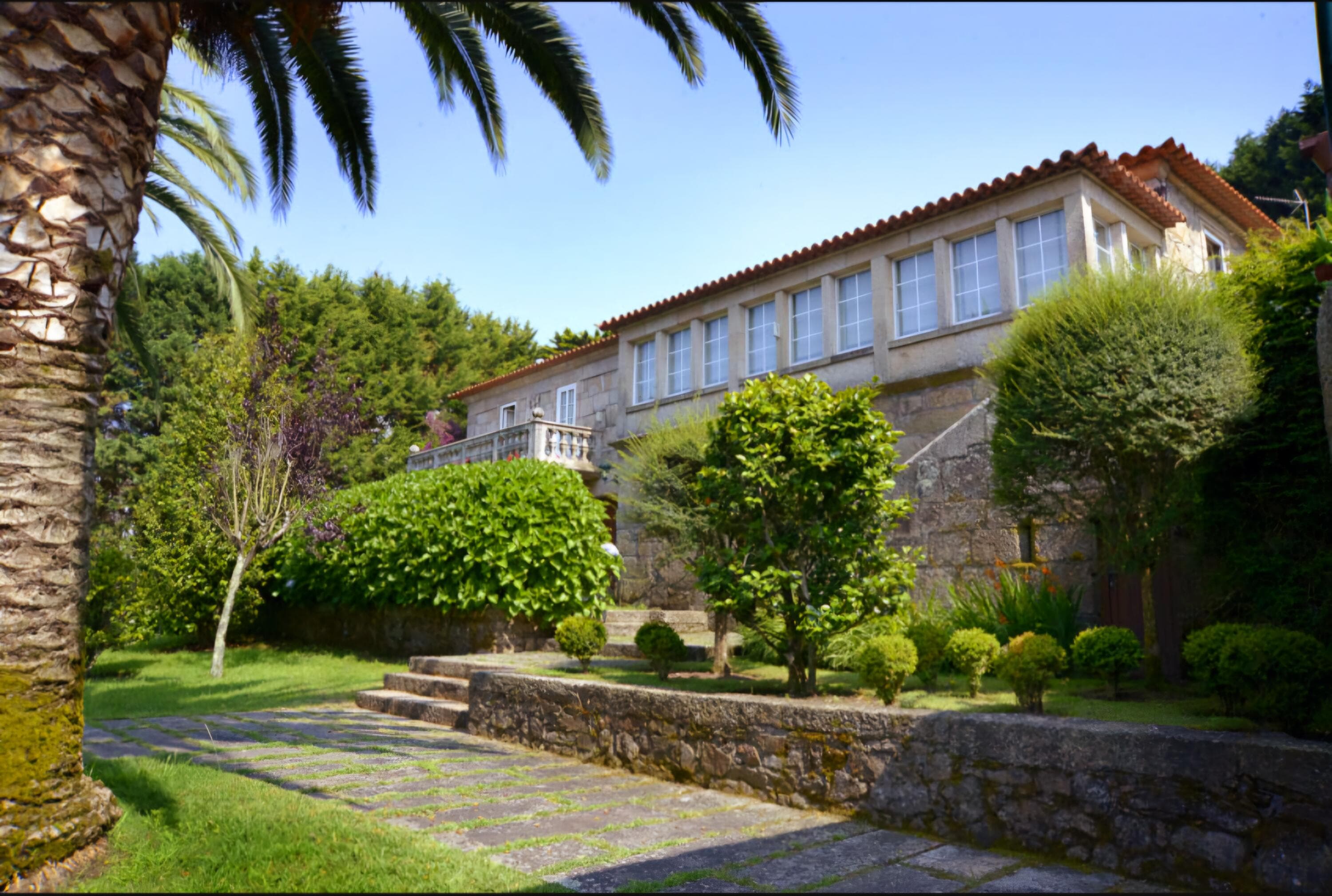 39 RúA Sineiro, O Grove, Spain — photo 2 of 54