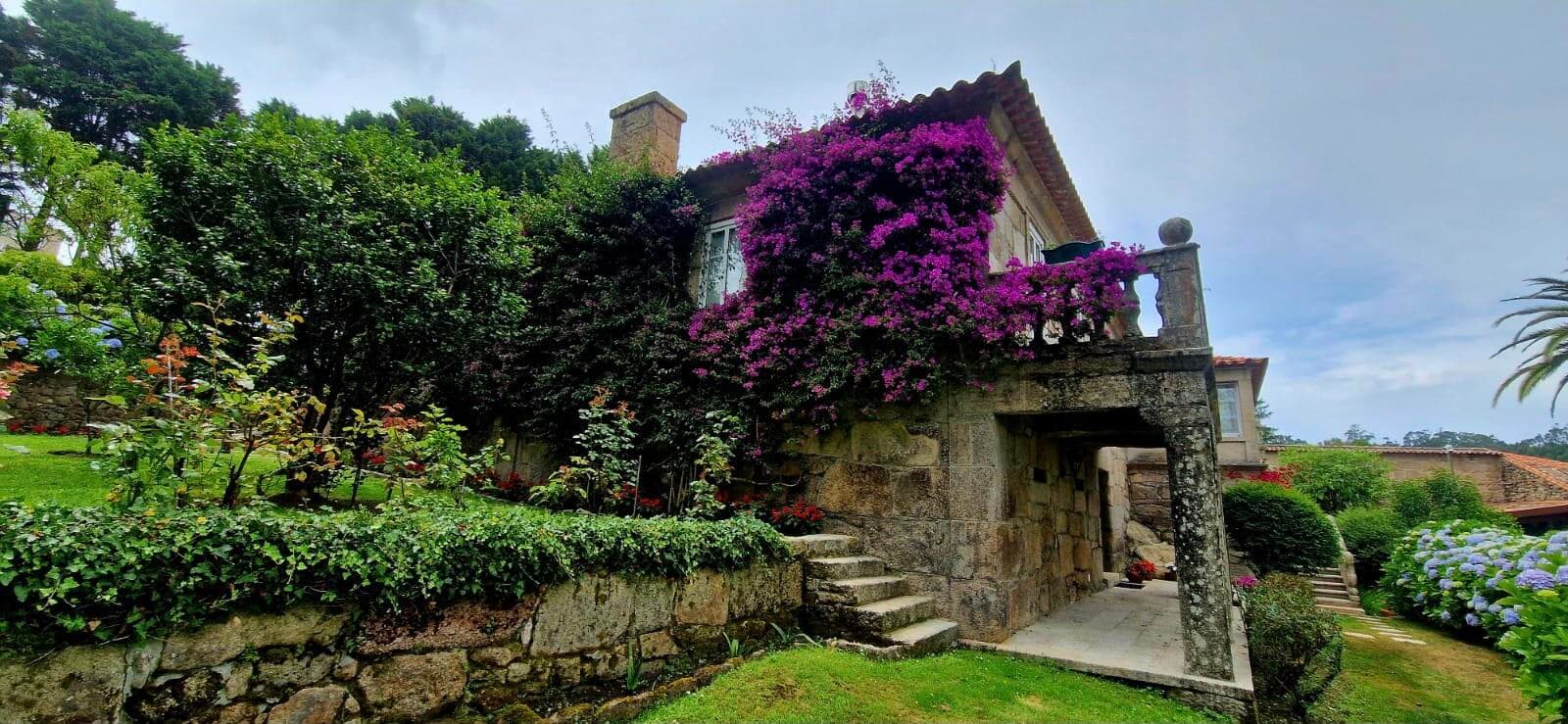 39 RúA Sineiro, O Grove, Spain — photo 7 of 54