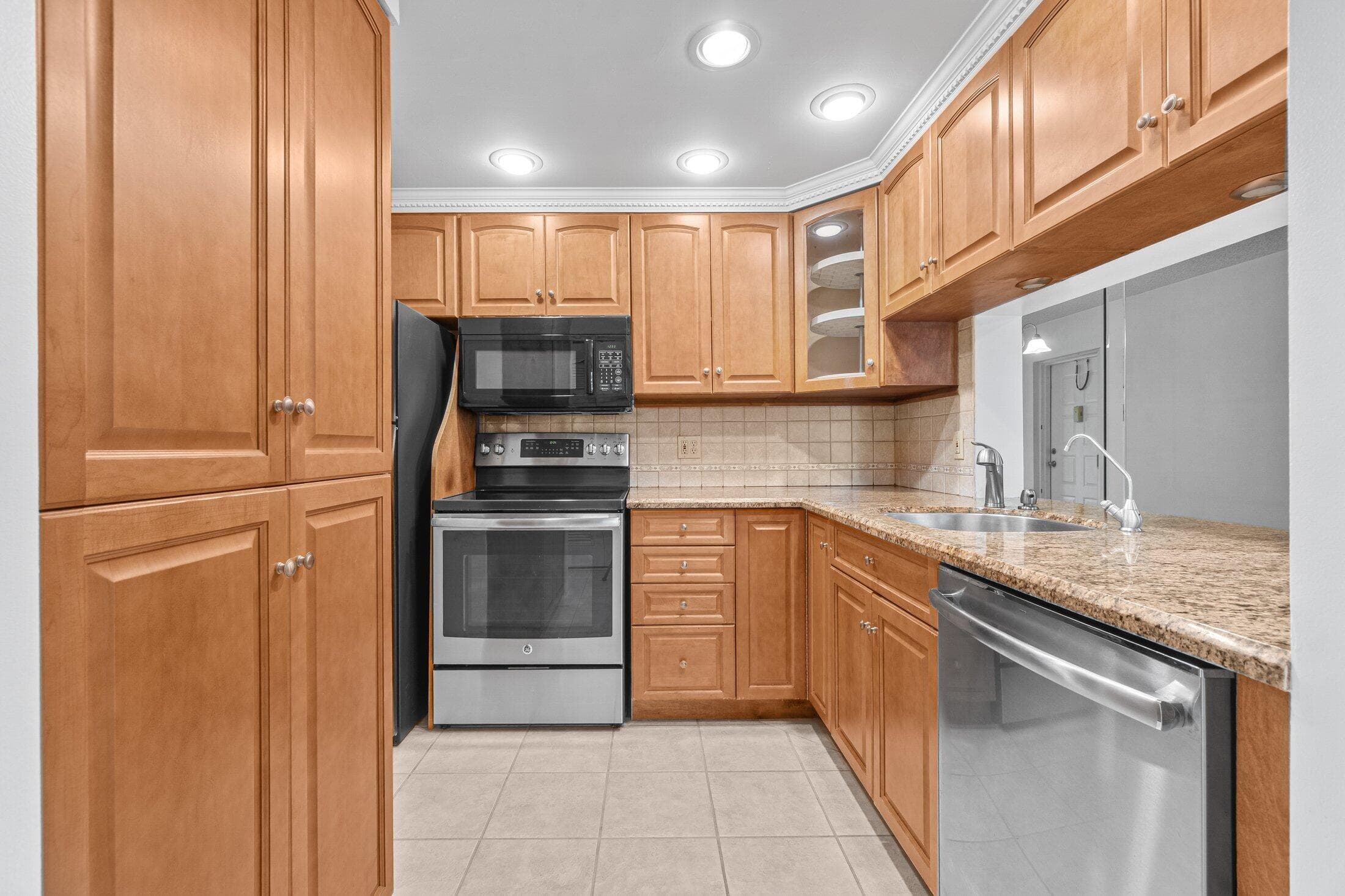811 Sky Pine Way A2, Greenacres, FL 33415 — photo 13 of 39