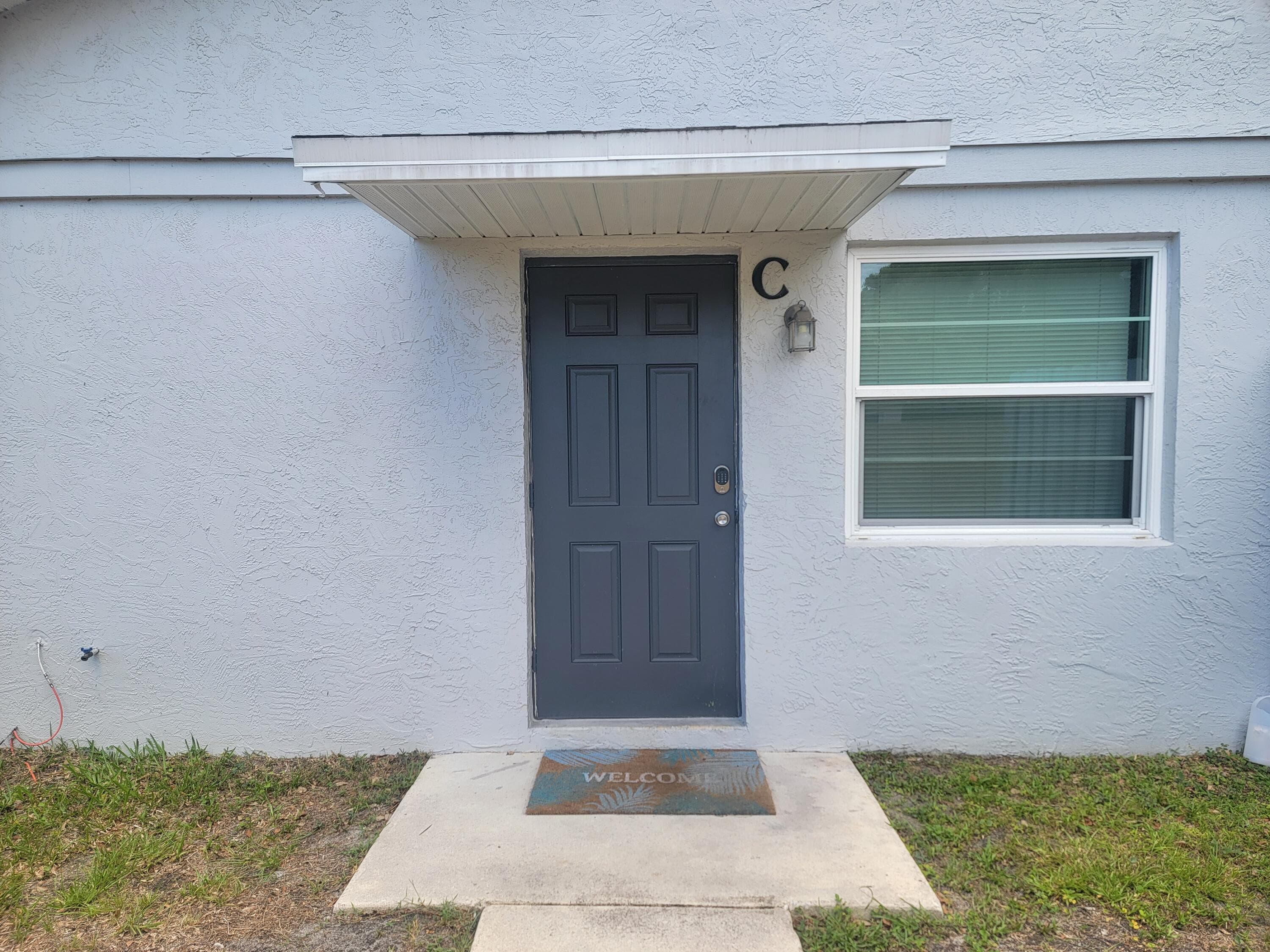 2001 Oleander Boulevard C, Fort Pierce, FL 34950 — photo 2 of 10
