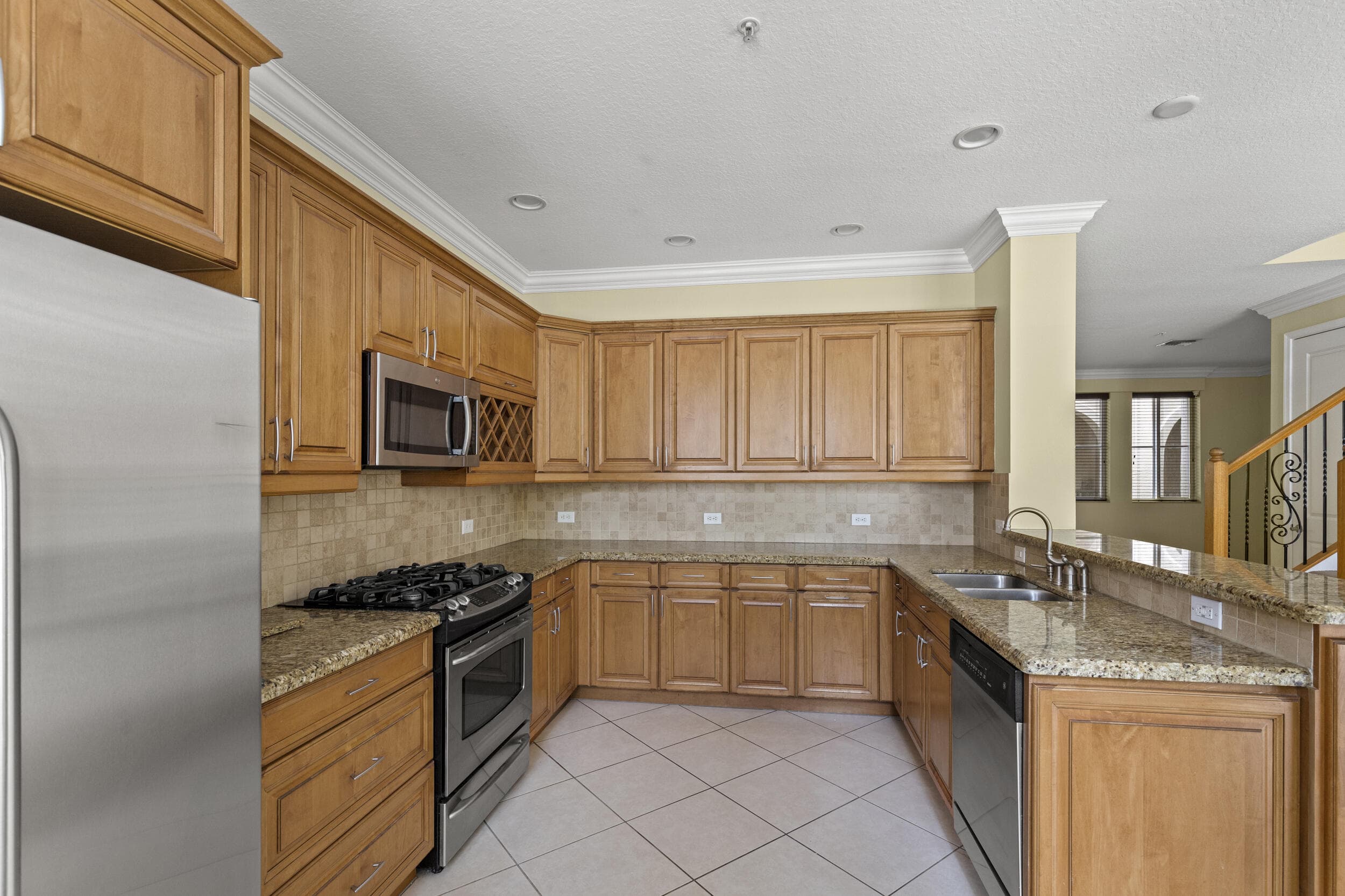 2900 NW 125th Avenue 3-305, Sunrise, FL 33323 — photo 3 of 54