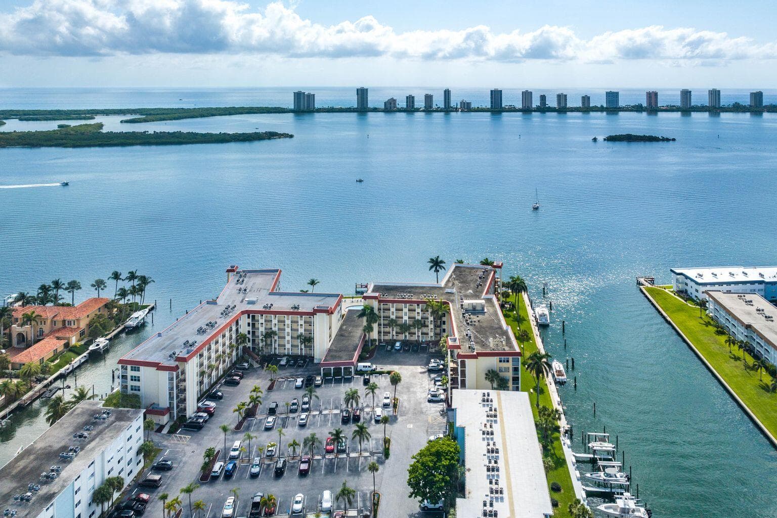 100 Paradise Harbour Boulevard 208, North Palm Beach, FL 33408 — photo 26 of 30