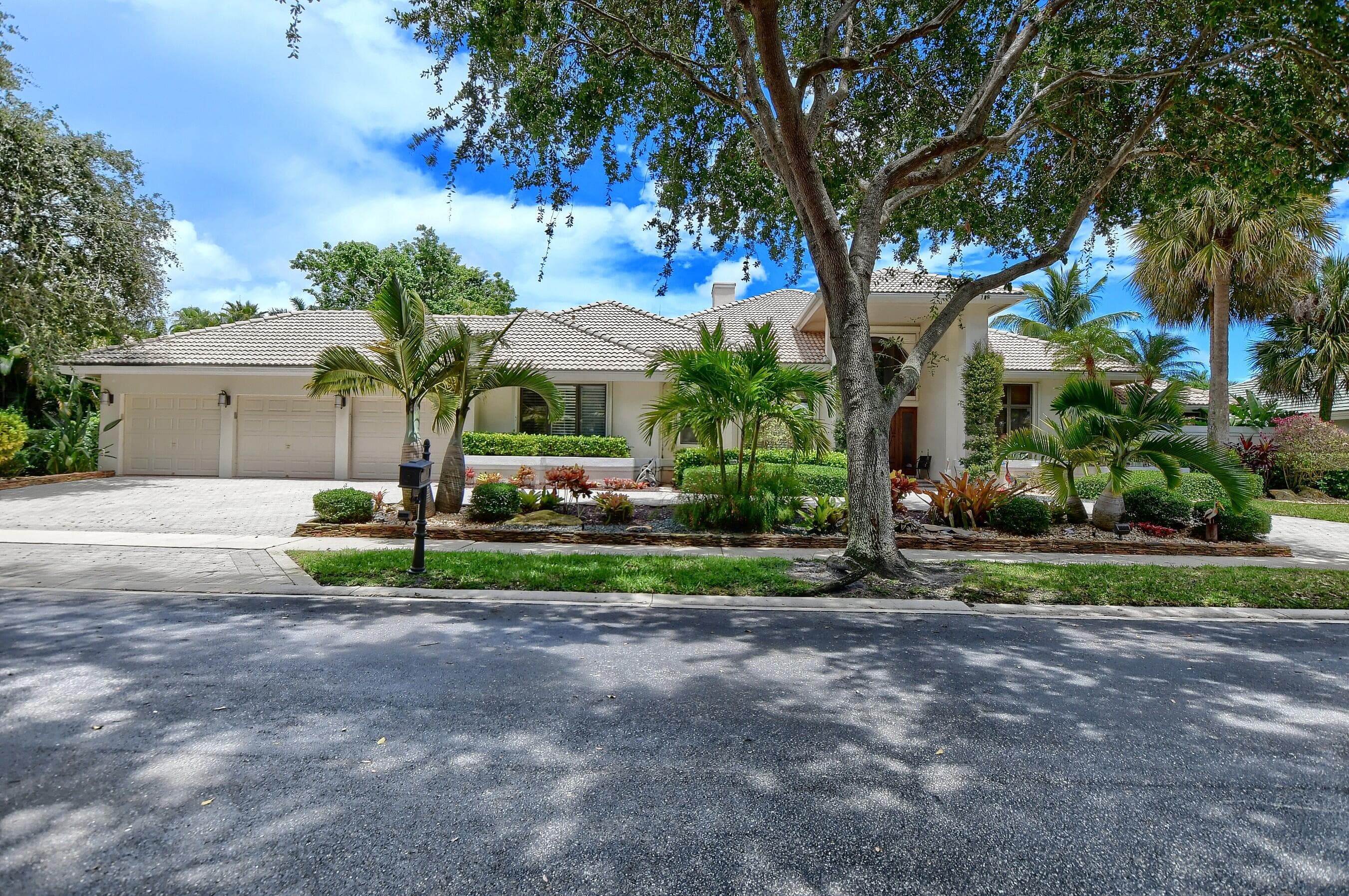 5896 NW 23rd Way, Boca Raton, FL 33496 — photo 1 of 24