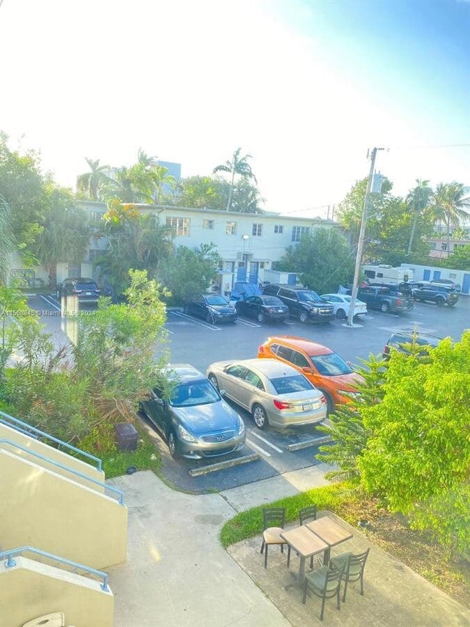 630 84th Street 28, Miami Beach, FL 33141 — photo 2 of 22