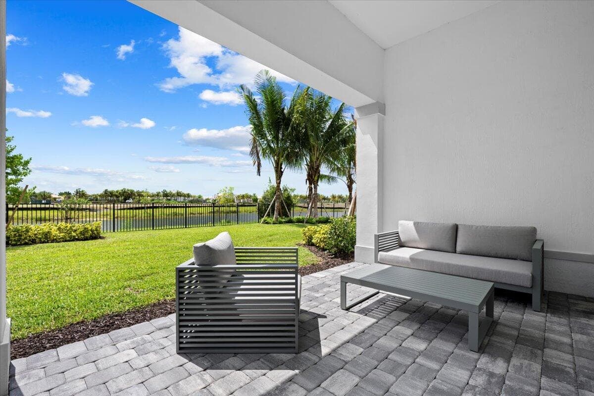 10571 Northbrook Circle, Palm Beach Gardens, FL 33412 — photo 17 of 21