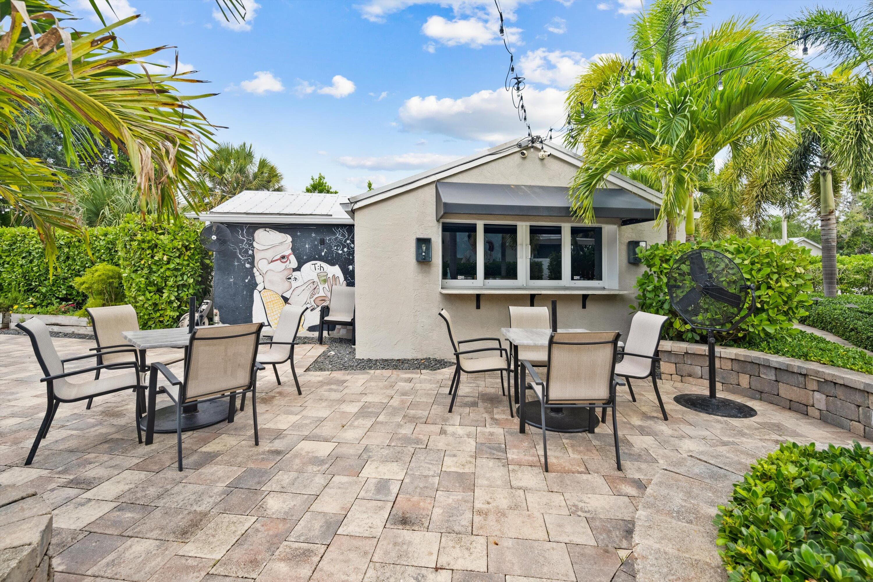 514 NW Dixie Highway, Stuart, FL 34994 — photo 8 of 64