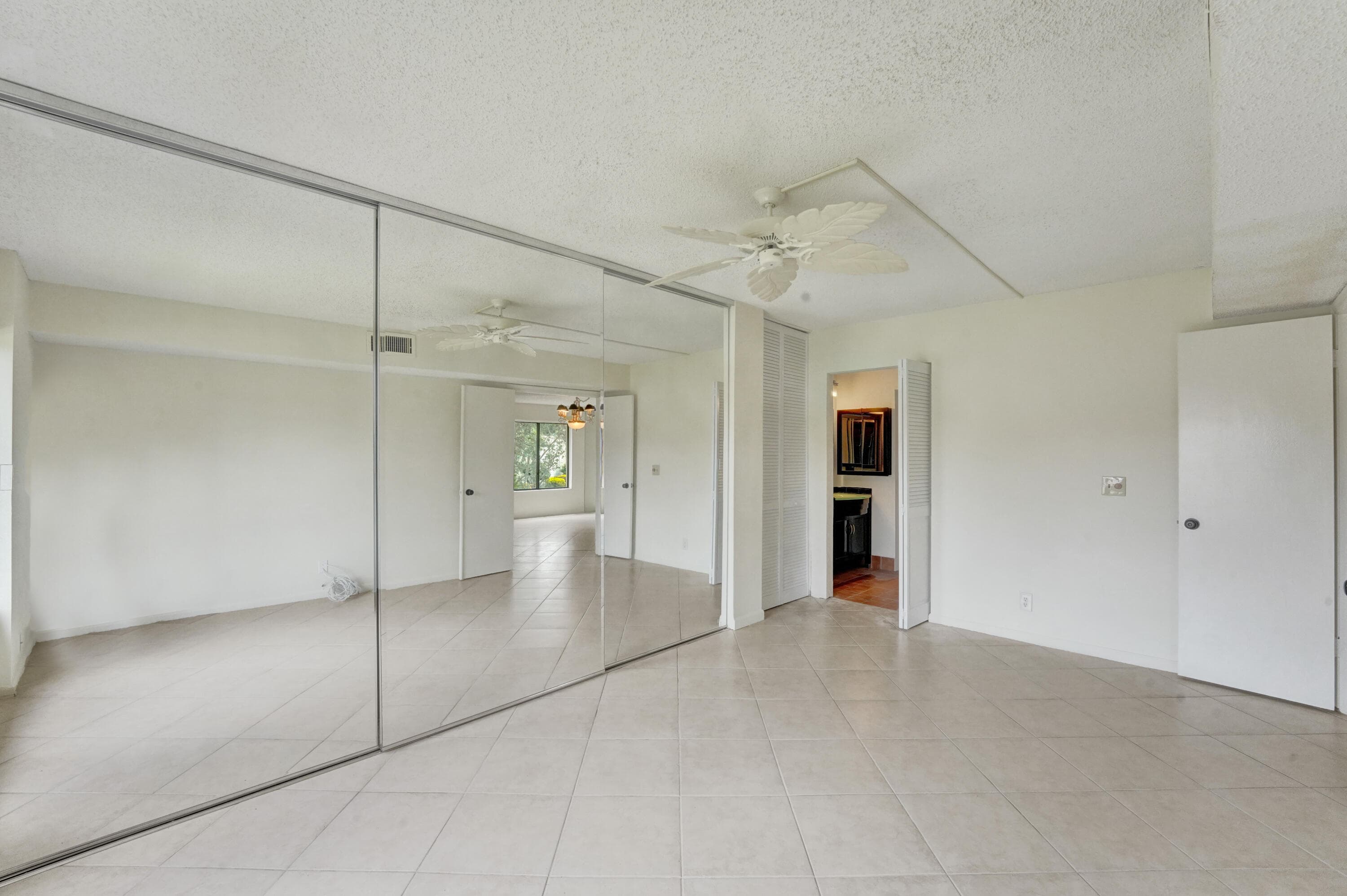 5306 Cedar Lake Drive 201, Boynton Beach, FL 33437 — photo 19 of 60