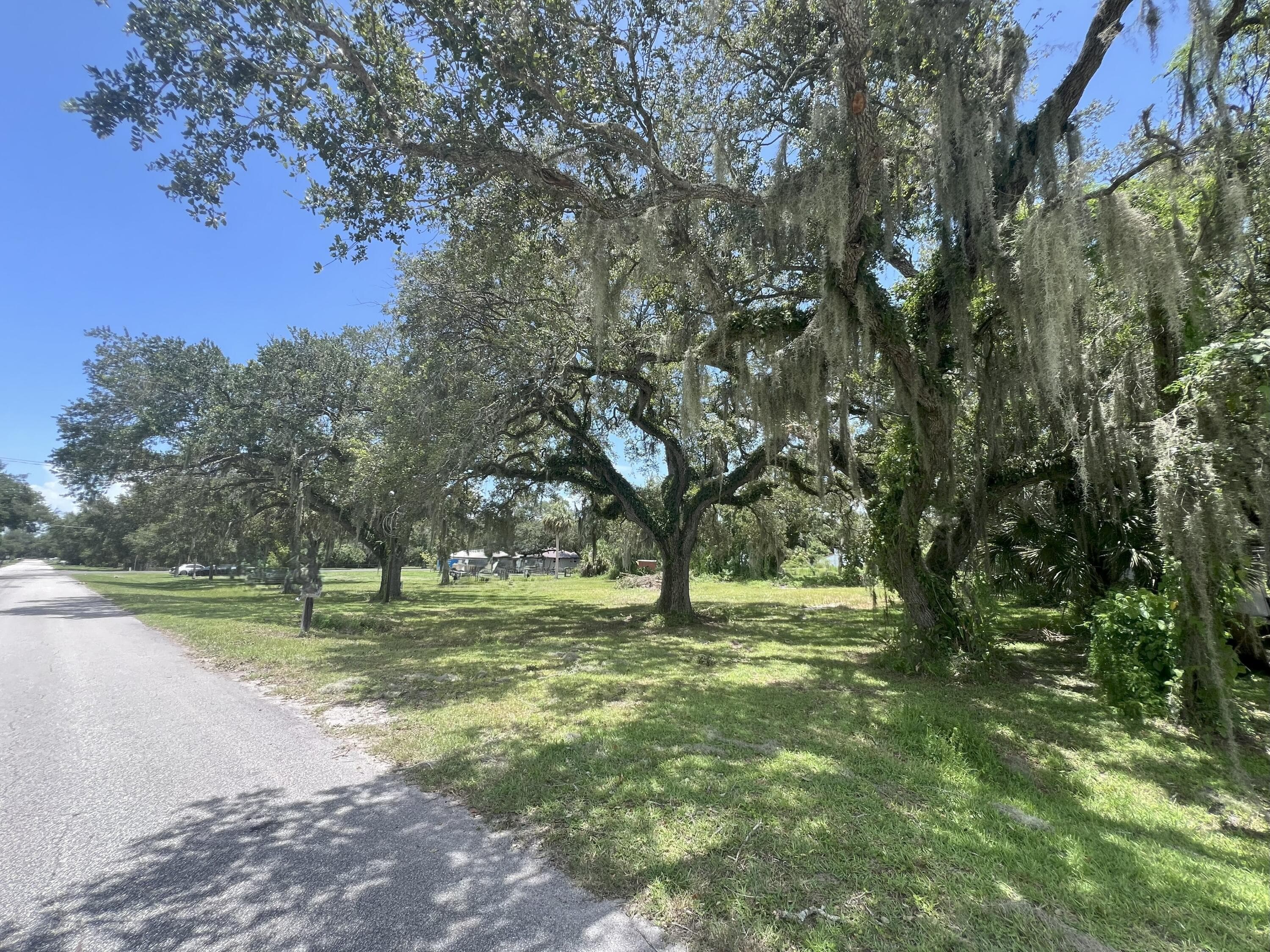 2070 SW 8th Street, Okeechobee, FL 34974 — photo 9 of 10