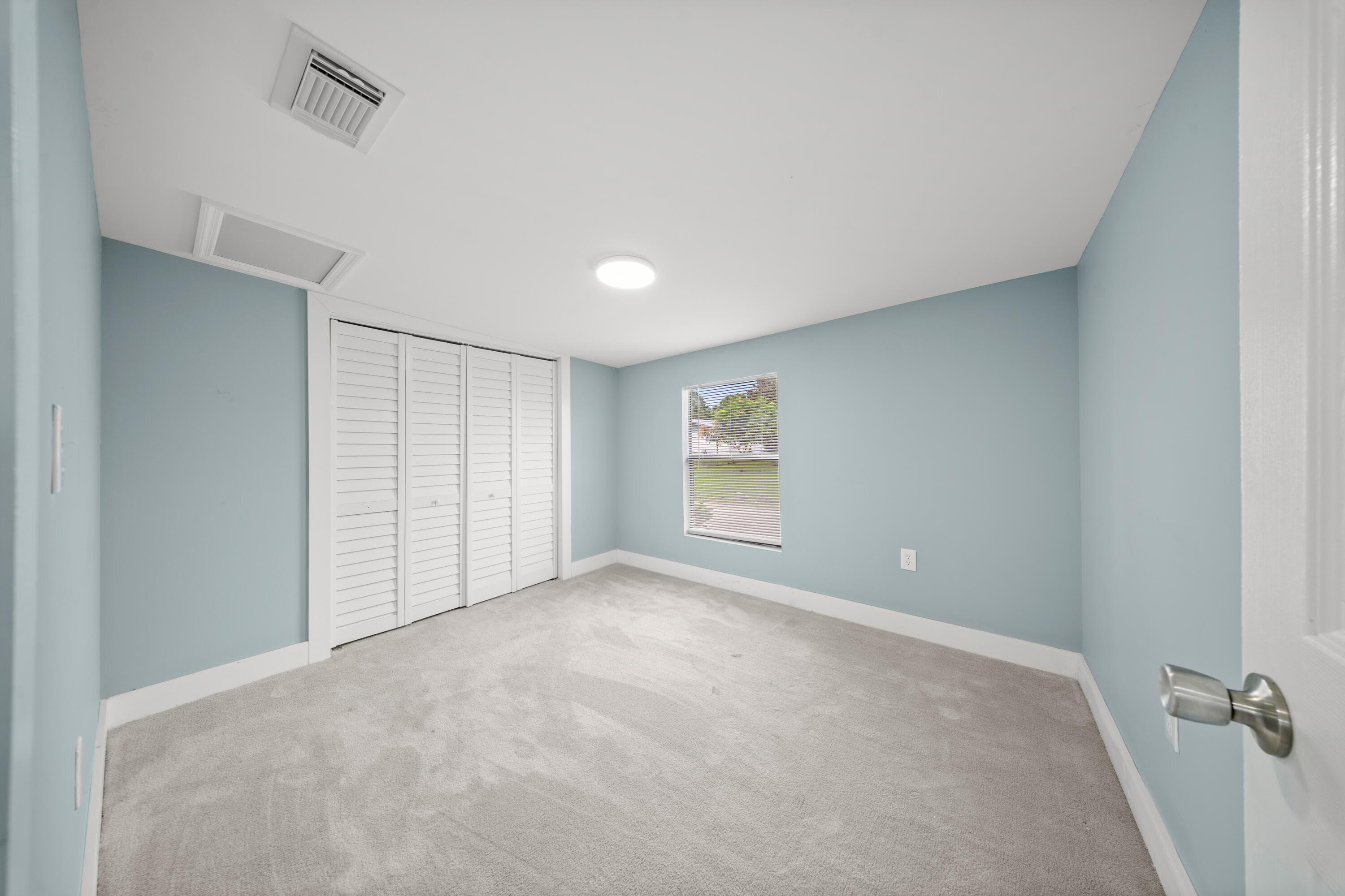 428 N 22nd Street, Fort Pierce, FL 34950 — photo 12 of 17
