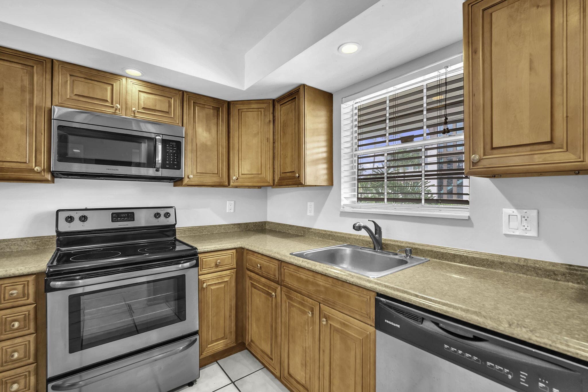2130 NE 36th Street 63, Lighthouse Point, FL 33064 — photo 5 of 21