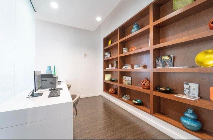300 S Australian Avenue 1106, West Palm Beach, FL 33401 — photo 23 of 26